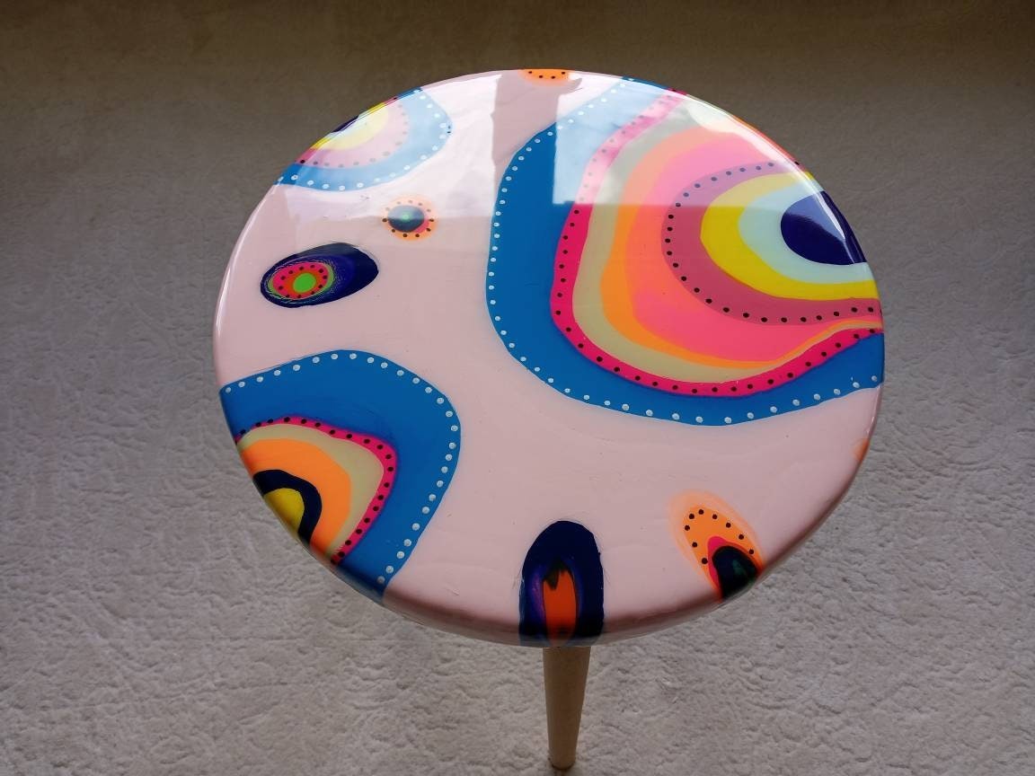 Vibrant Resin Colorful Flower Side End Coffee Table,Rainbow Funky Groovy Retro Modern Unique Abstract Sofa Art Design Cool Chic Epoxy Table