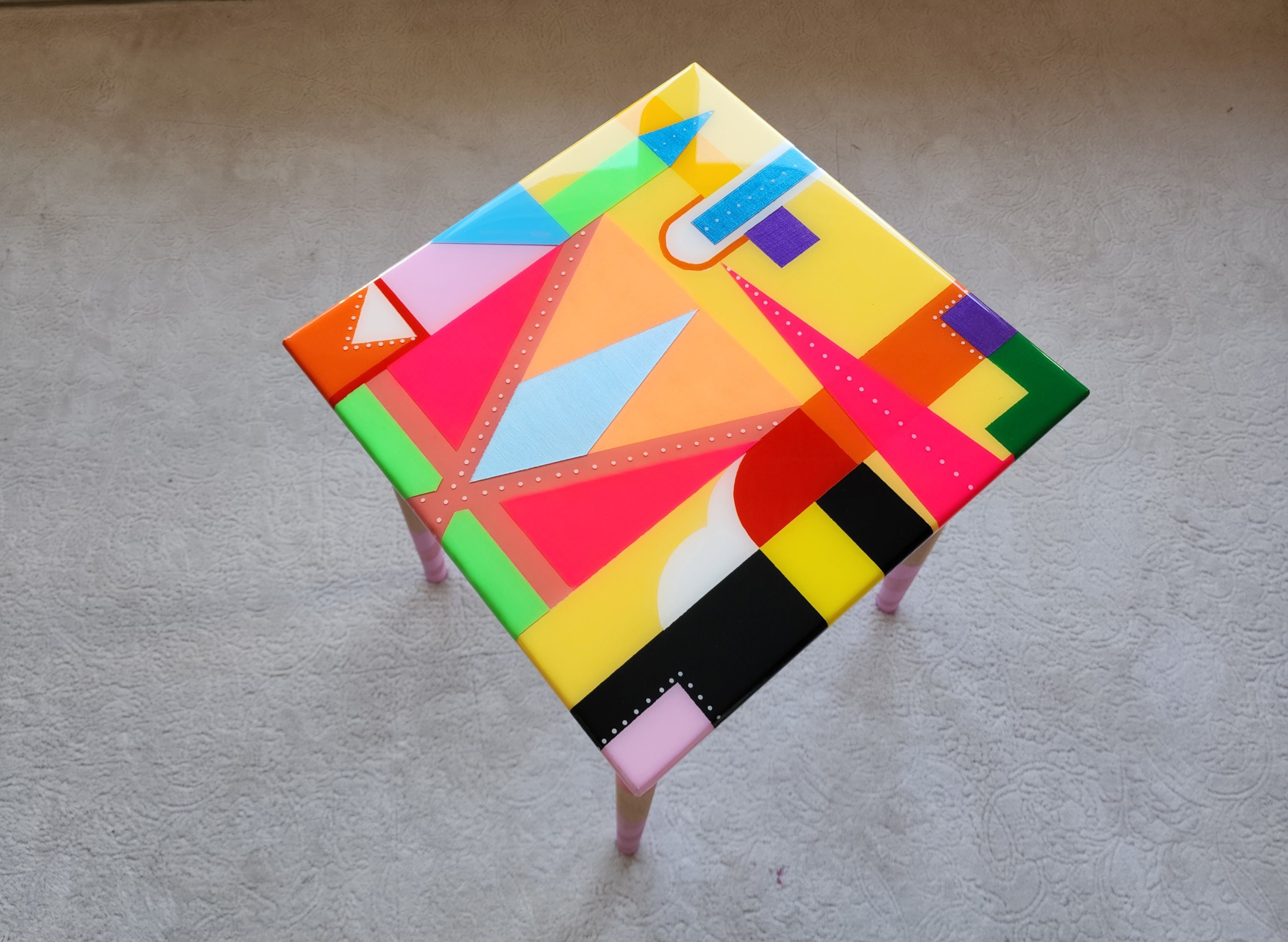 Unusual Pink Funky Colorful Side Narrow Resin Coffee Tables,Maximalist Eclectic Abstract Cool Neon Painted Leg Epoxy Cute Boho Pop Art Table