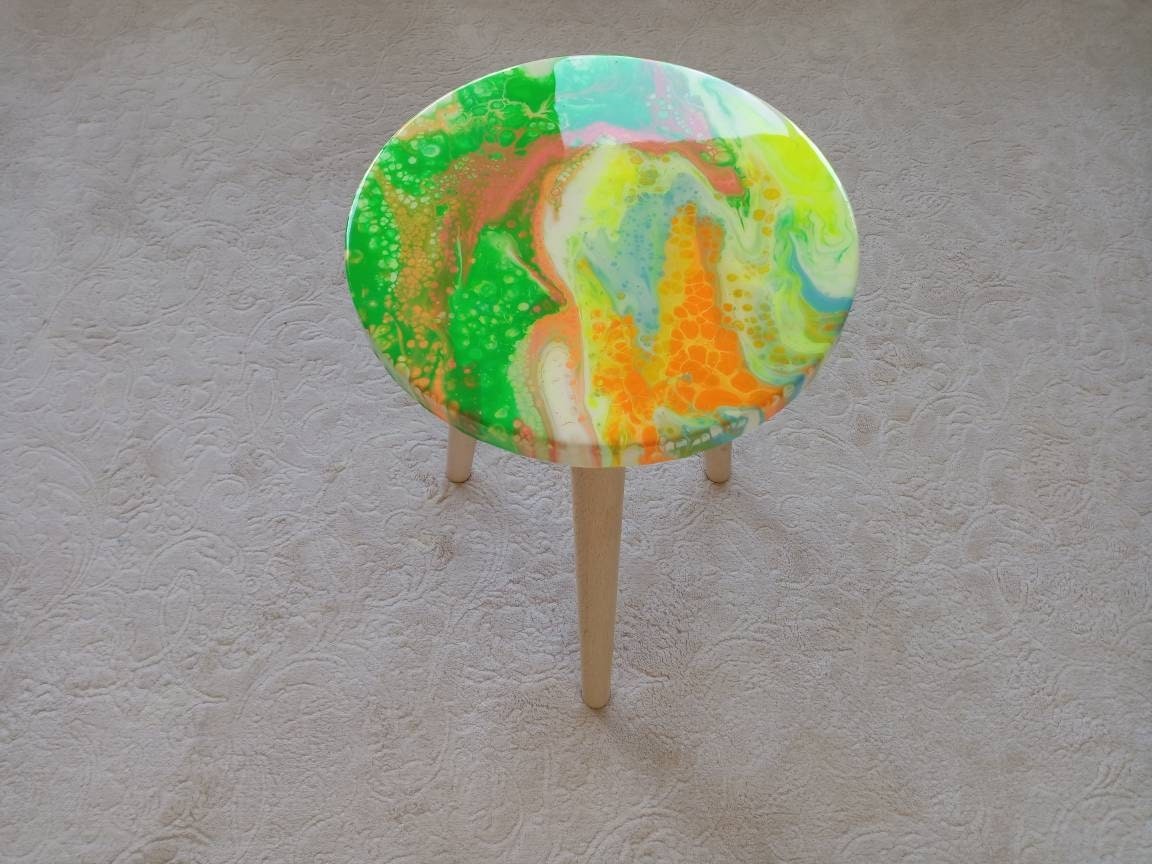 Colorful Resin Sofa Side Coffee Table,Modern Unique Green Bedside Boho Abstract Epoxy Wood Wooden End Cool Living Room Bedroom Center Table