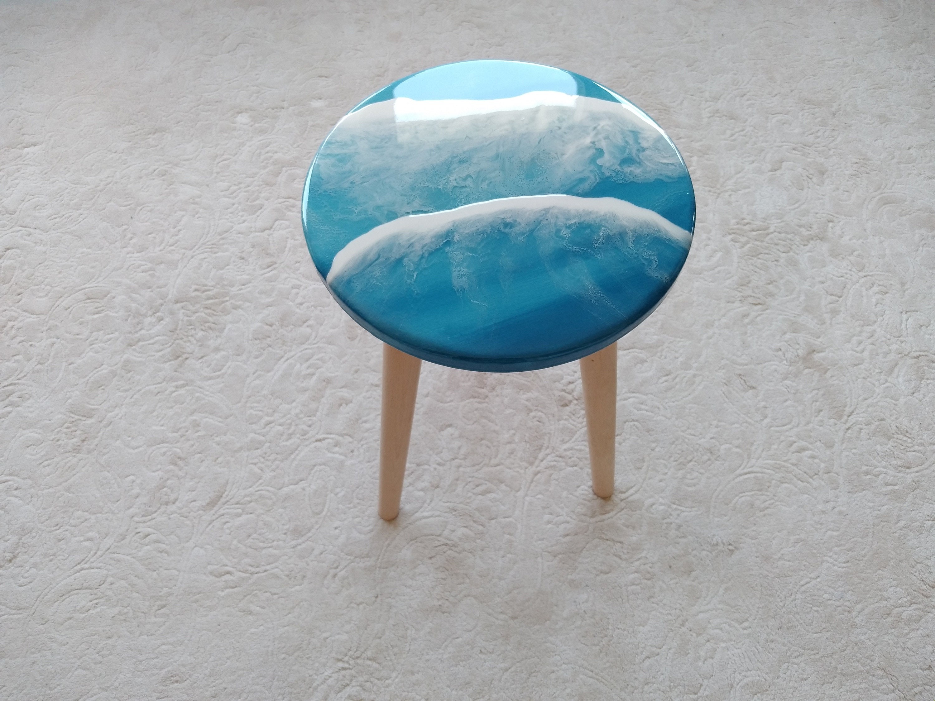 Round Small Resin Ocean Wave Coffee Table, Modern Blue Wooden Wood Side Sofa End Unique Coffee Table,Living Room, Bedroom Bedside Art Table