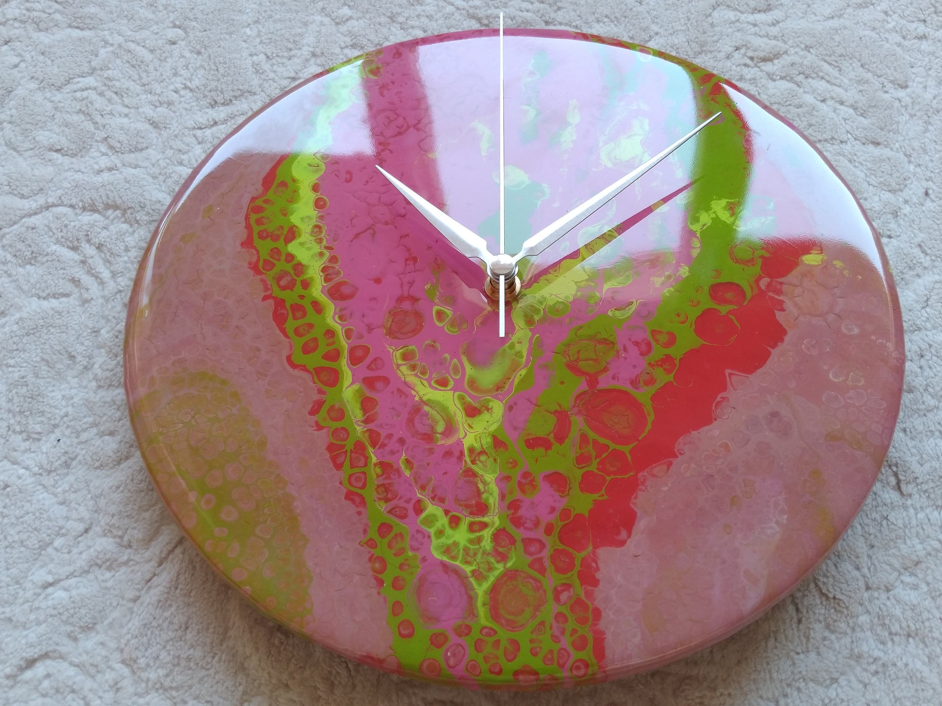 Modern Small Abstract Resin Wall Clock, Colorful Unique Cool Gift Silent Analog Bedroom Living Room Entryway Brown Red Pink Green Art Clock