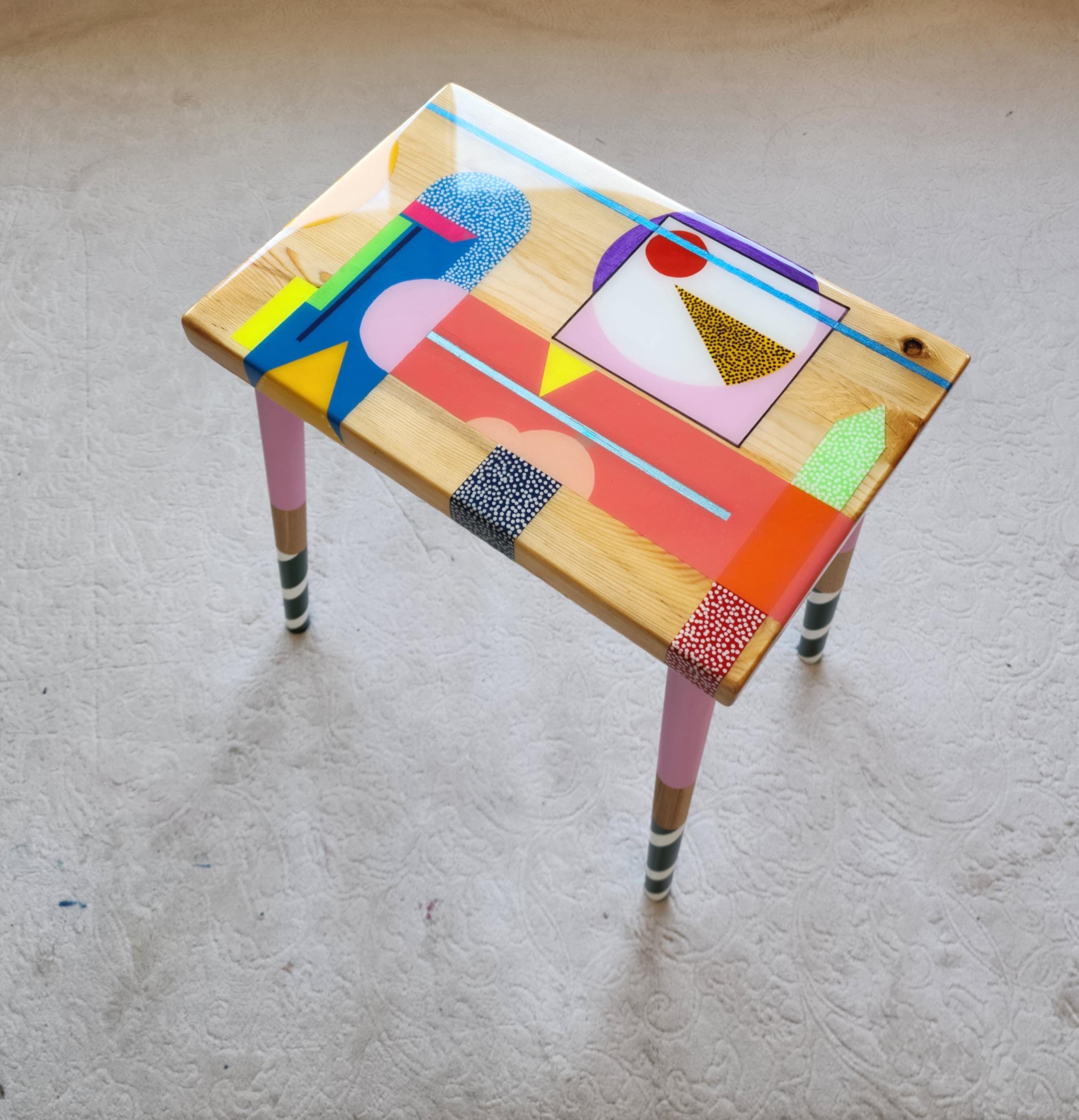 Small Wooden Handmade Resin Cool Side Coffee Table,Pink Modern Bedside Living Room Entryway End Colorful Abstract Funky Boho Epoxy Art Table
