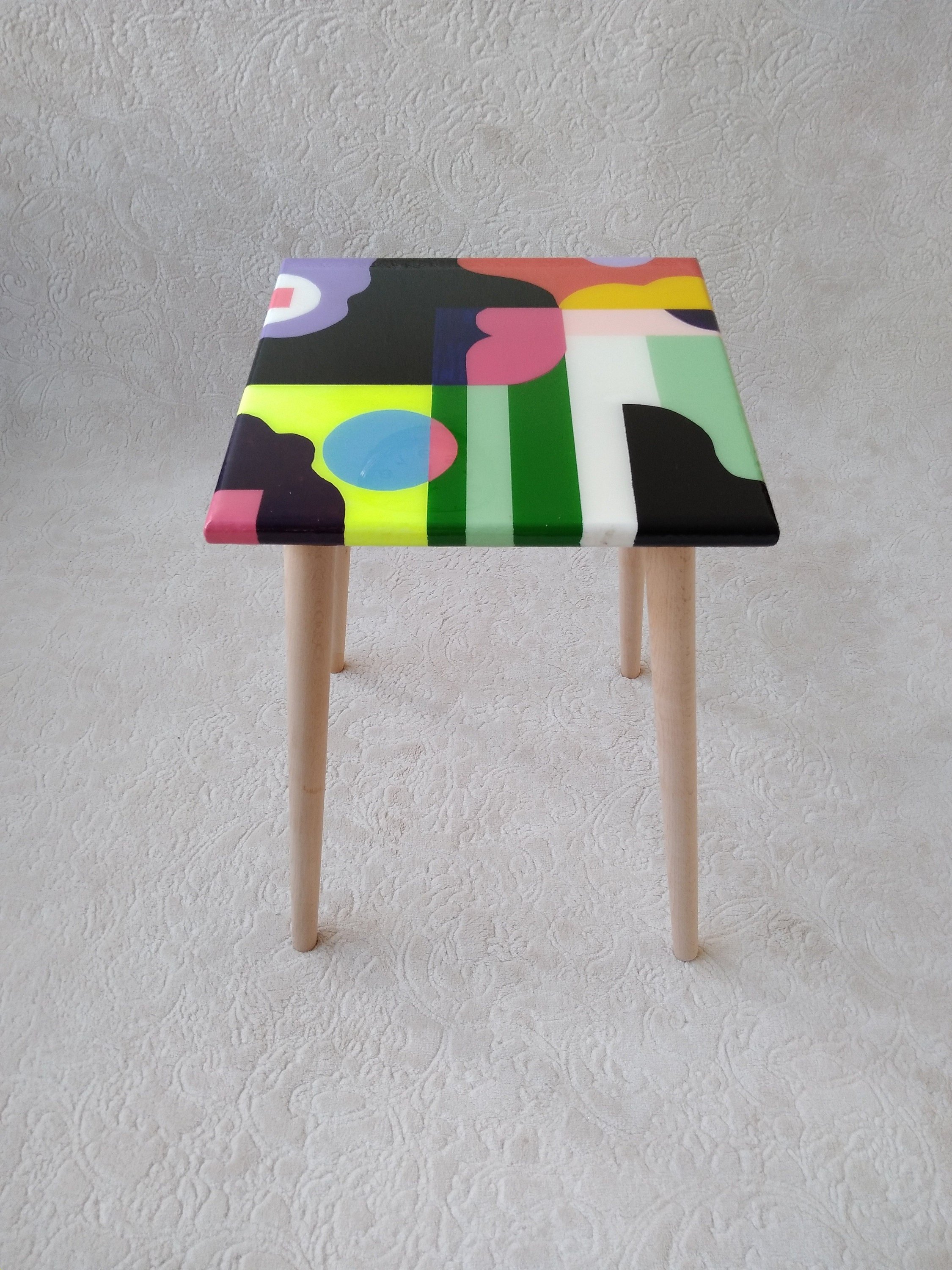 Small Colorful Wooden Resin Abstract Side Coffee Table, Yellow Pink Black Green Modern Entryway Bedside End Sofa Cool Epoxy Funky Art Table