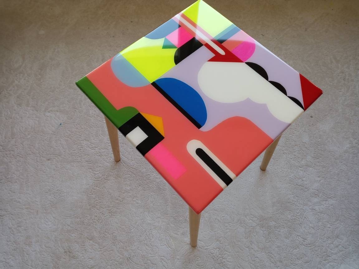 Abstract Pink Resin Side End Funky Coffee Table, Yellow Modern Unique Colorful Living Room Bedside Center Wooden Epoxy Art Sofa Coffee Table