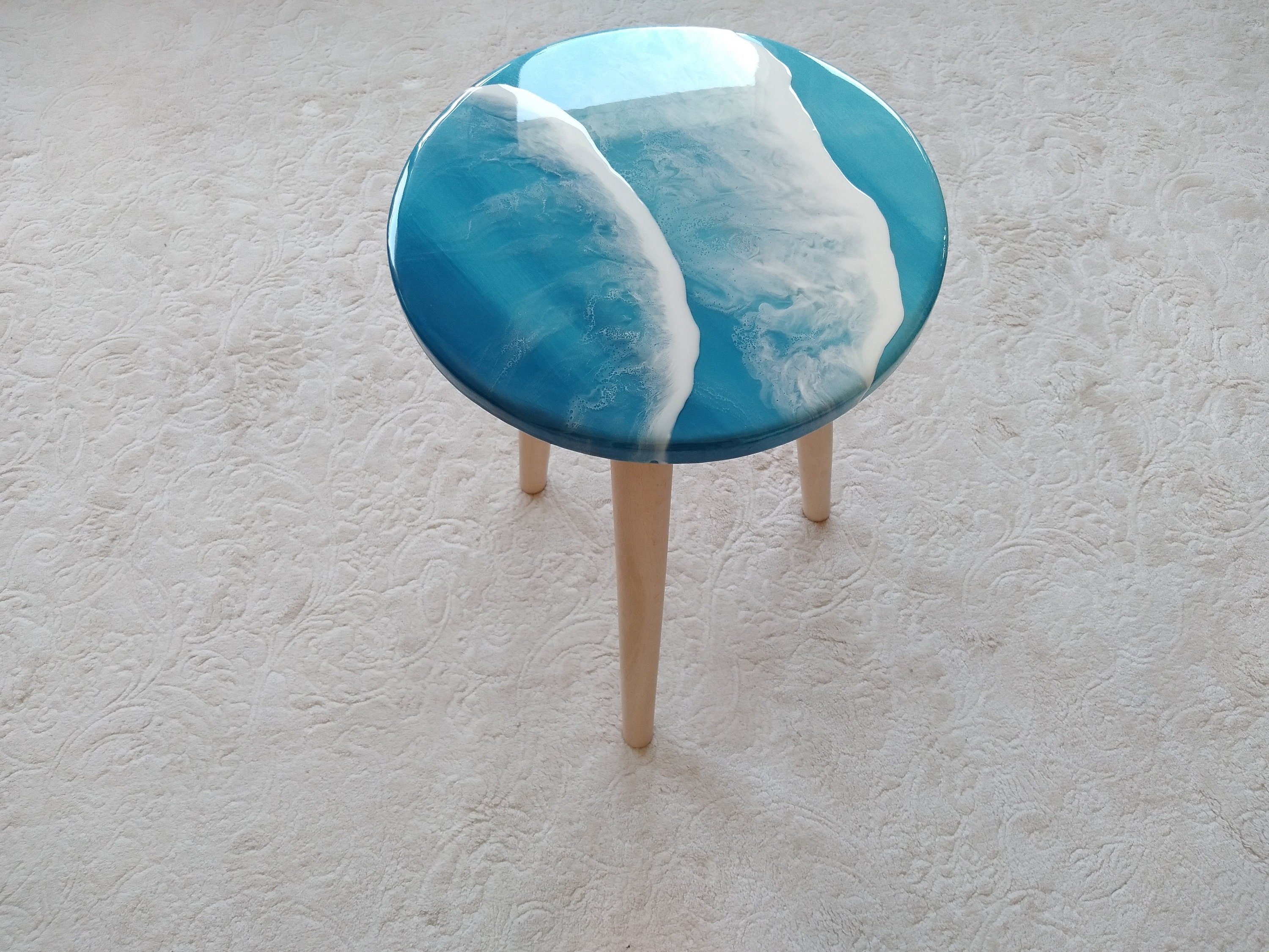 Round Small Resin Ocean Wave Coffee Table, Modern Blue Wooden Wood Side Sofa End Unique Coffee Table,Living Room, Bedroom Bedside Art Table