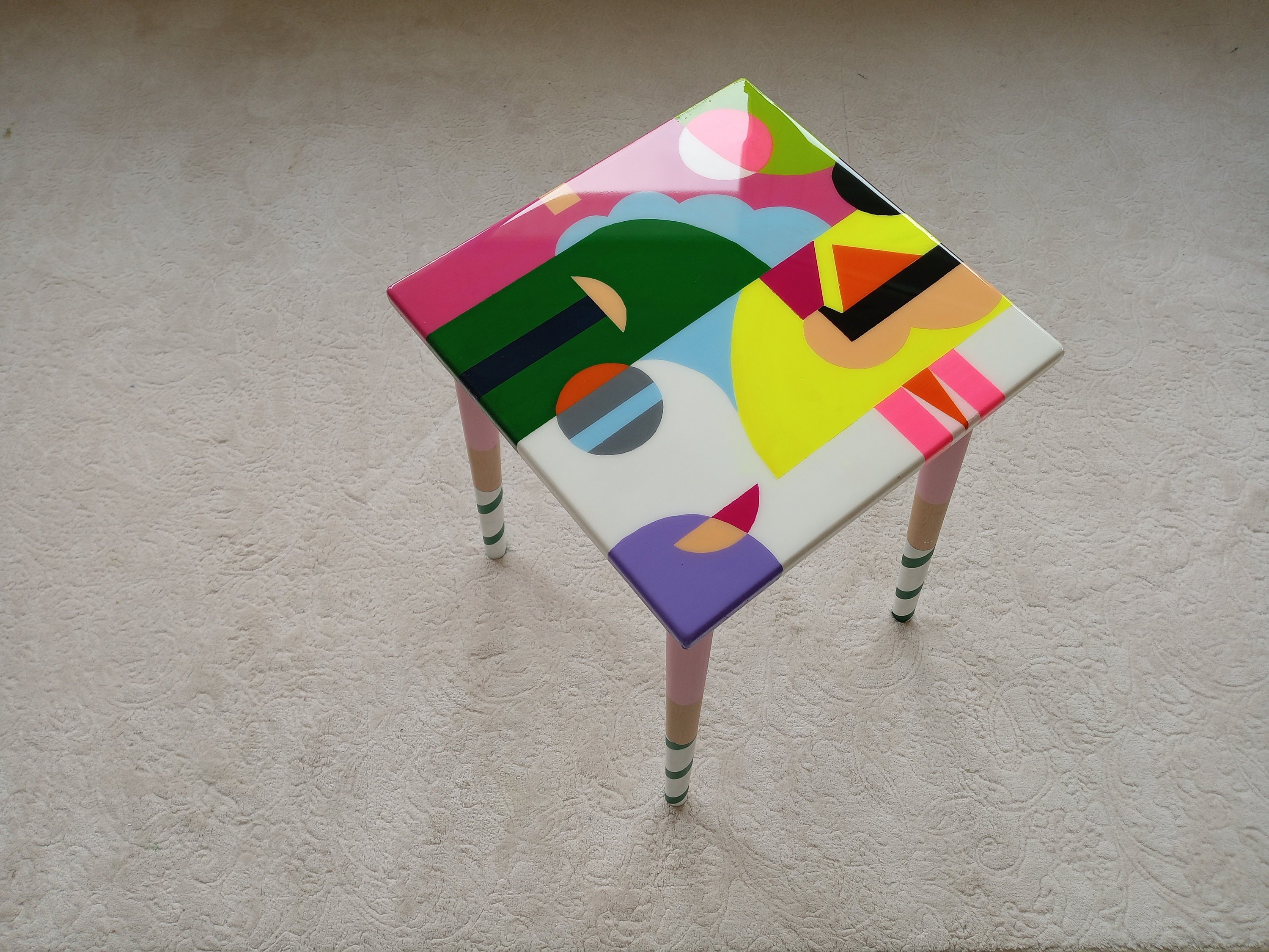 Square Colorful Funky Abstract Boho Resin Table,Pink Purple Groovy Vibrant Wood Rainbow Retro Hippi End Side Cool Luxury Center Coffee Table