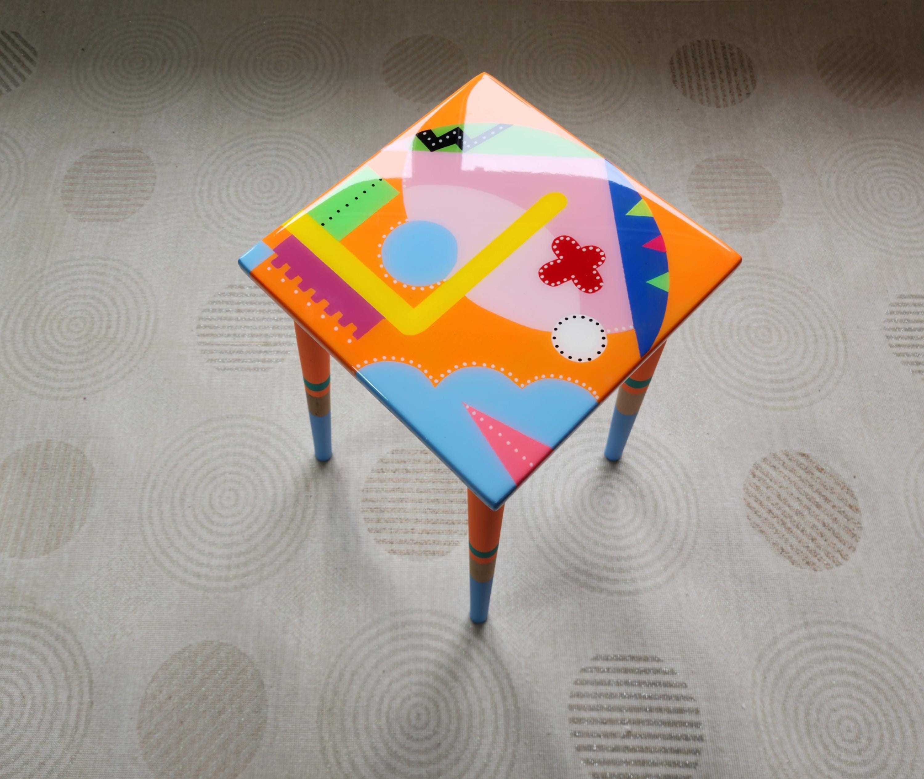 Colorful Funky Abstract Cool Furniture,Resin Side Coffee Tables Wooden Modern Pink Orange Acrylic Painted Quirky Bedside Cute Art Nightstand