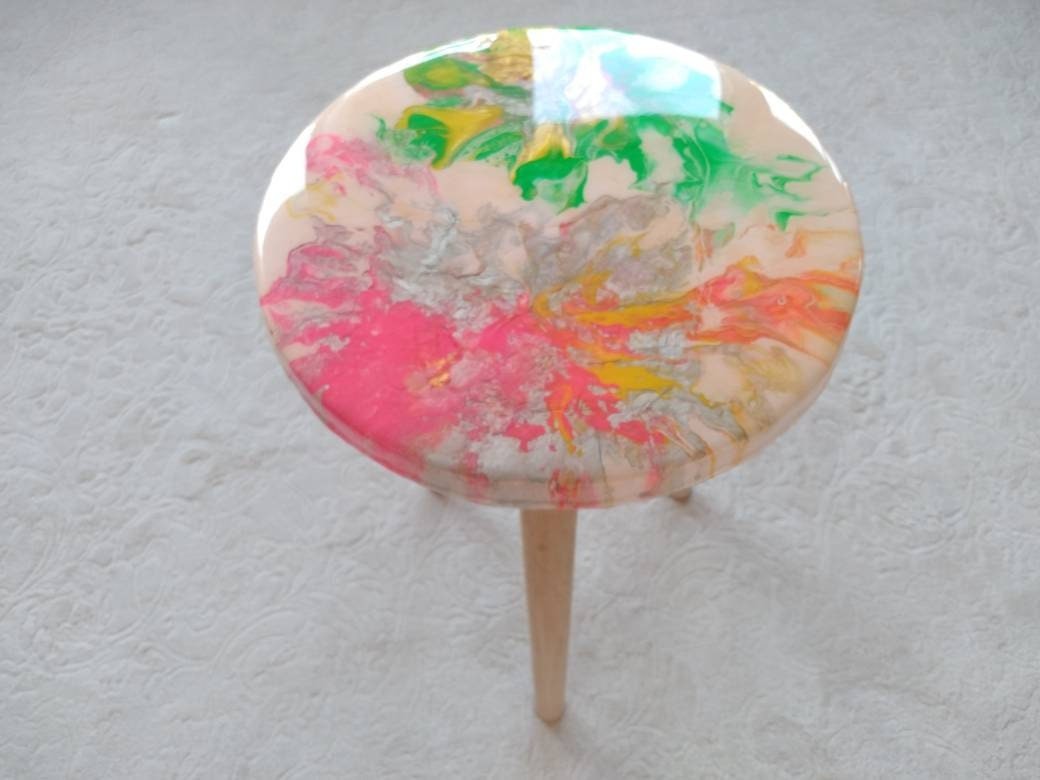 Round Gold Pink Resin Side Coffee Table, Bedside White Purple Modern Unique Epoxy Wood Wooden Abstract Art Sofa End Amazing Cool Table