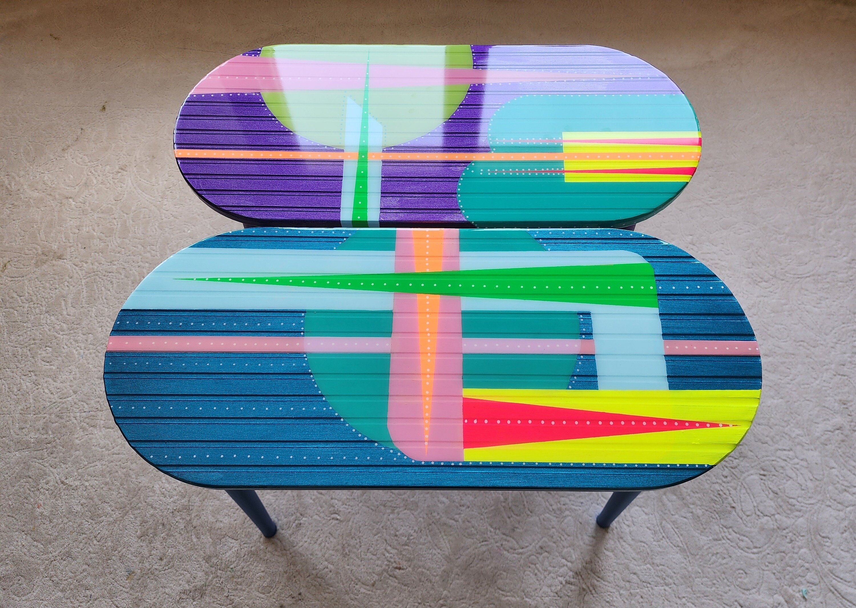 Oval Colorful Abstract Funky Resin Art Side Coffee Tables,Geometric Modern Gift For Mom Her Him Couple,Retro Vintage Pop Art Epoxy End Table