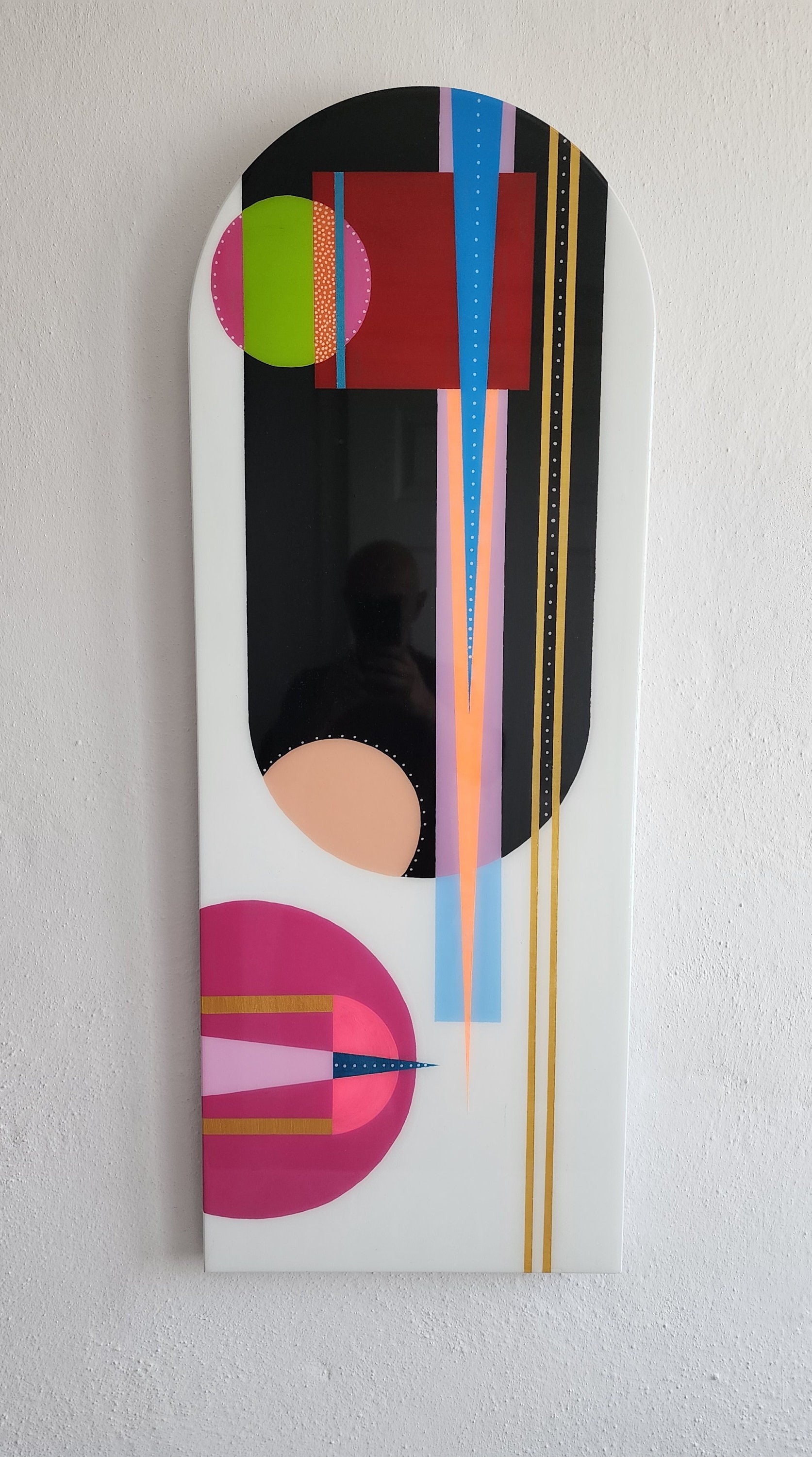 Black White Abstract Colorful Resin Wall Art Decor, Oval Vintage Retro Unique Geometric Cool Pink Epoxy Home Decor Boho Design Hanging Decor
