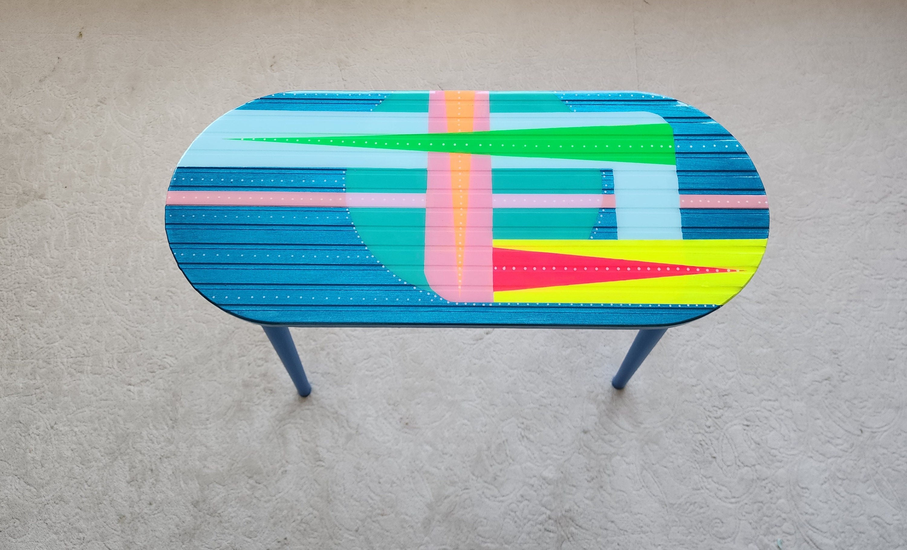 Unusual Blue Funky Colorful Side Resin Vintage Coffee Table,Maximalist Eclectic Abstract Cool Neon Painted Leg Epoxy Cute Boho Pop Art Table