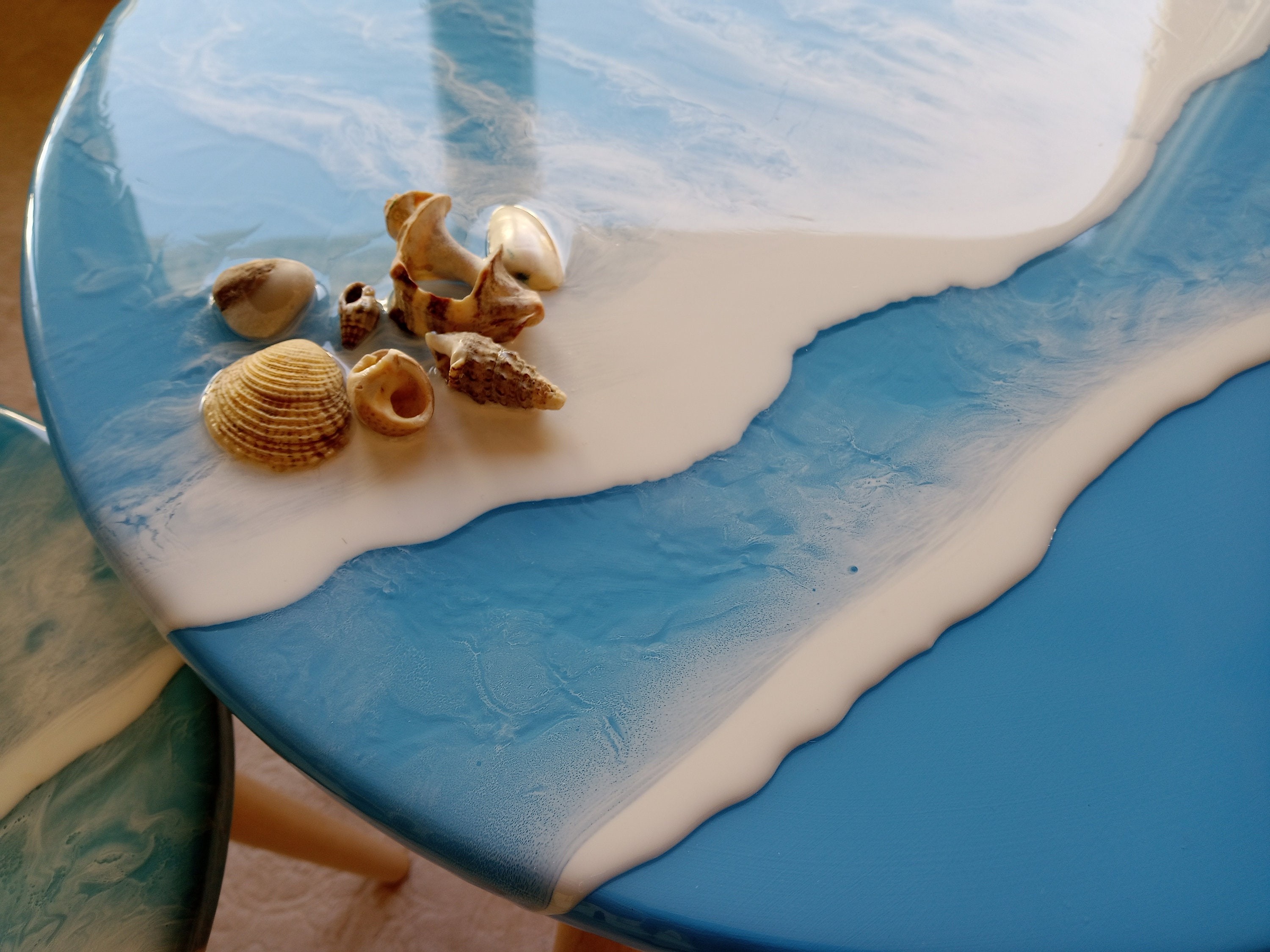Round Ocean Wave Resin Side Coffee Tables, Unique Wooden Bedside Living Sofa End Natural Center Beach Themed Sea Art Seashells Coffee Table