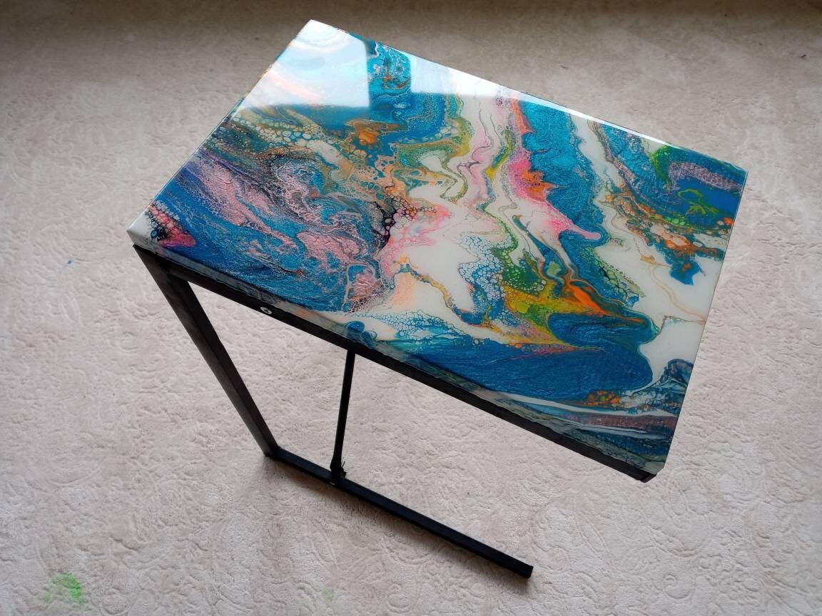 Resin Couch C Shape Table With Metal Legs,Living Room Bedside Bedroom Colorful Abstract Cool Funky Side Sofa Unique Art Design Coffee Table