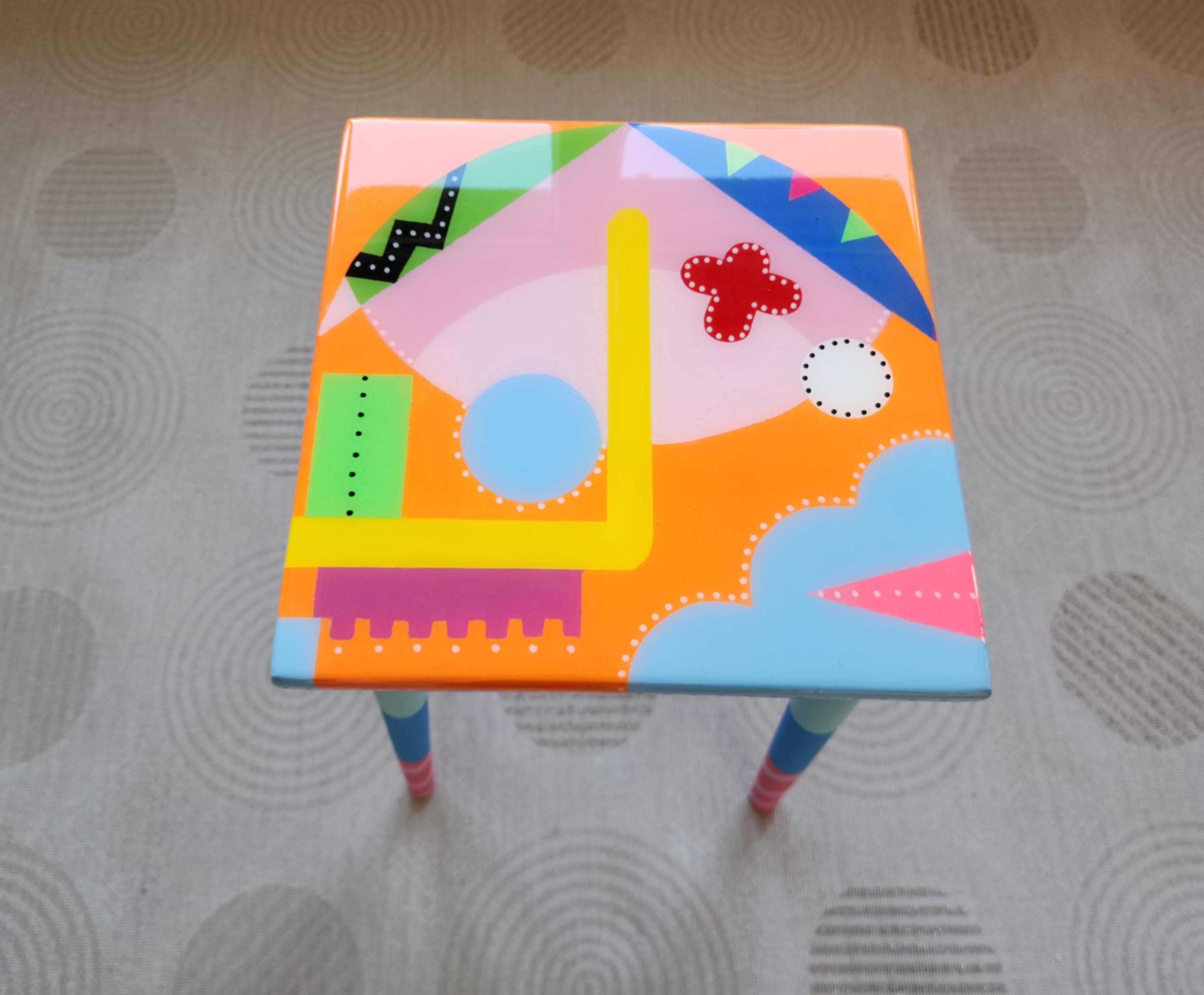 Small Wooden Hand Painted Resin Cool Side Coffee Tables,Colorful Pink Orange Blue Abstract Epoxy Art Tables