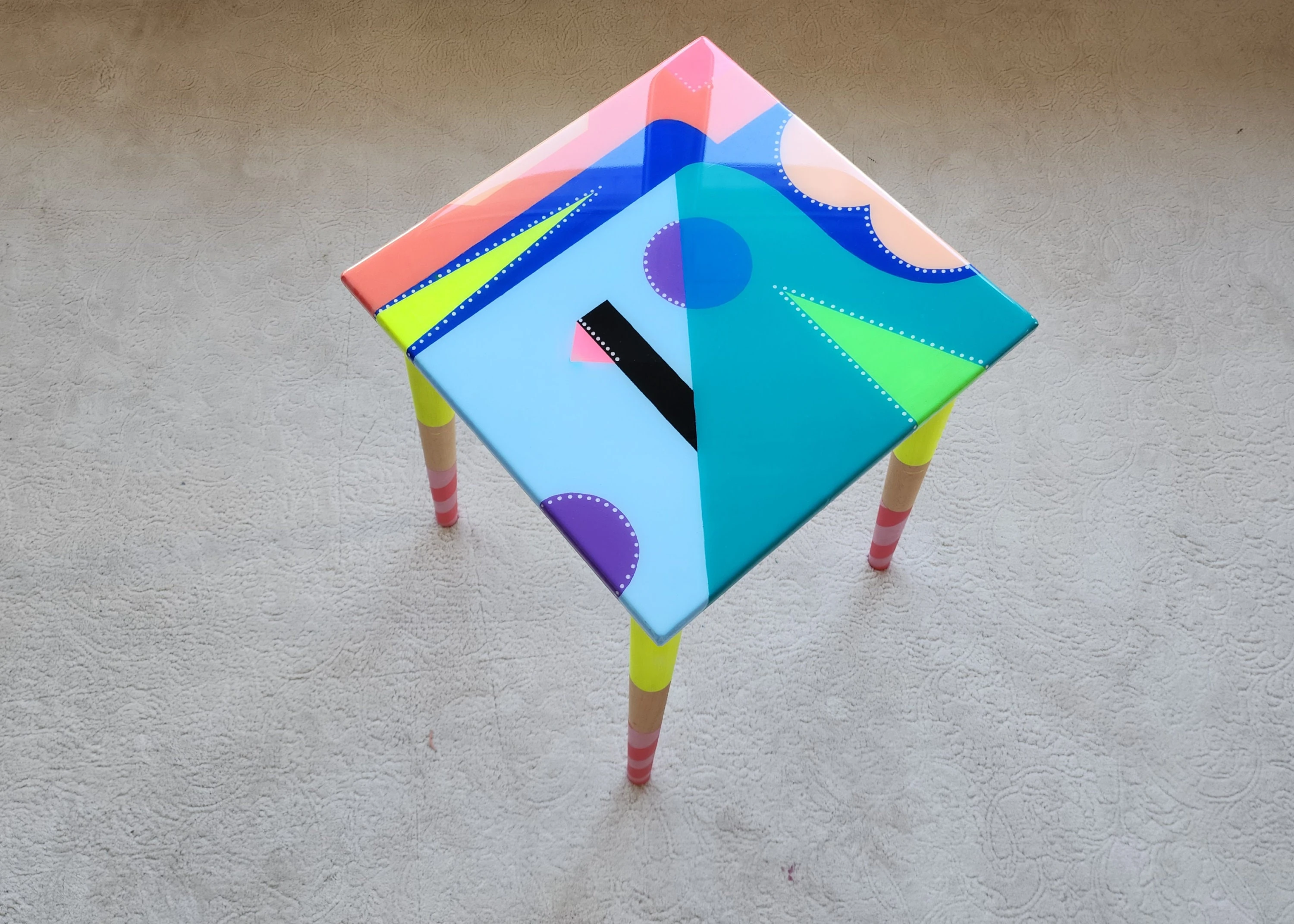 Unusual Pink Blue Funky Colorful Side Narrow Resin Coffee Tables,Maximalist Eclectic Abstract Cool Neon Painted Leg Epoxy Boho Pop Art Table
