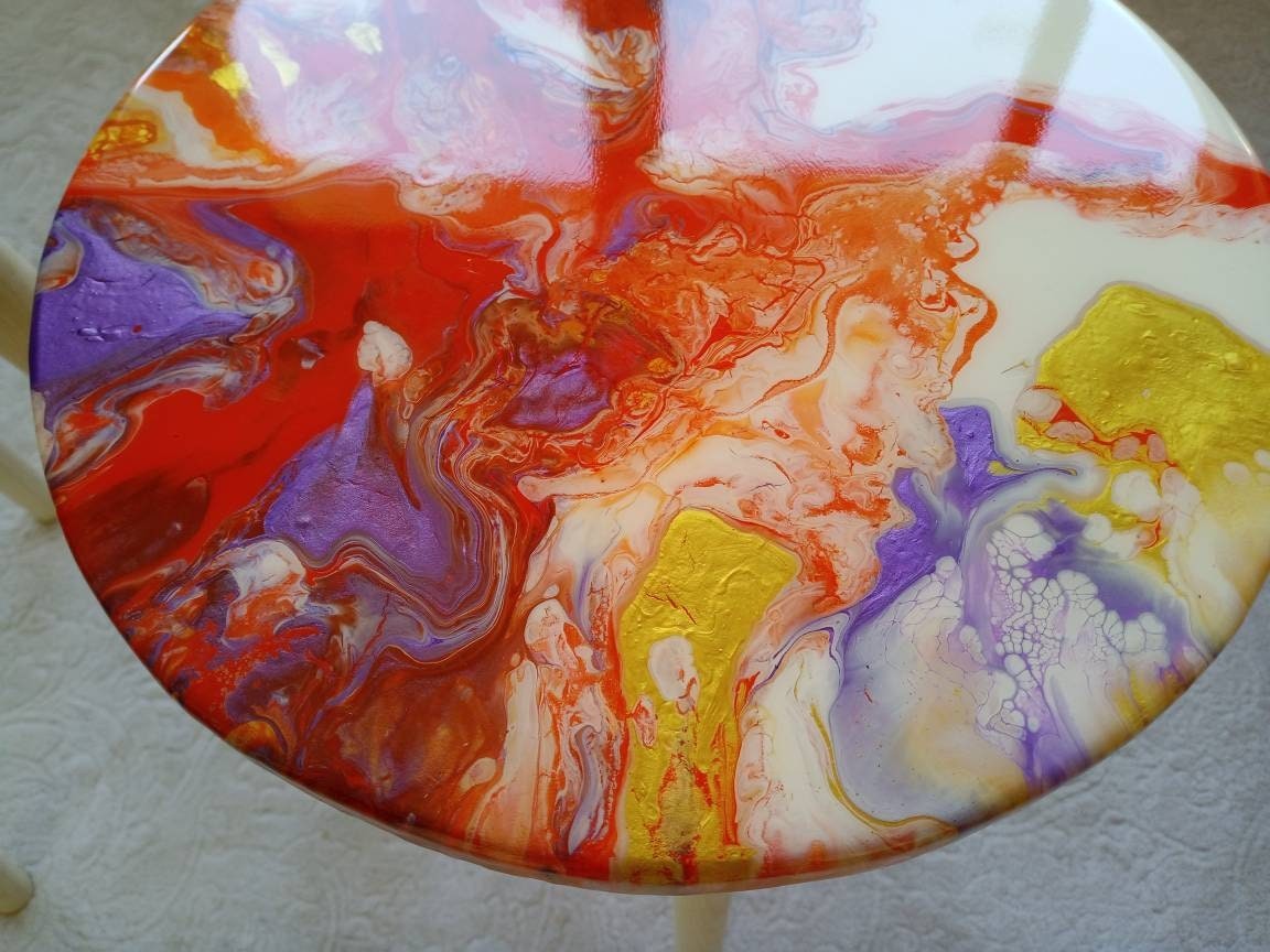 Round Small Abstract Colorful Resin Side Coffee Tables, Unique Cool Boho Bedside Living Room Entryway Wooden Center End Sofa Art Tables