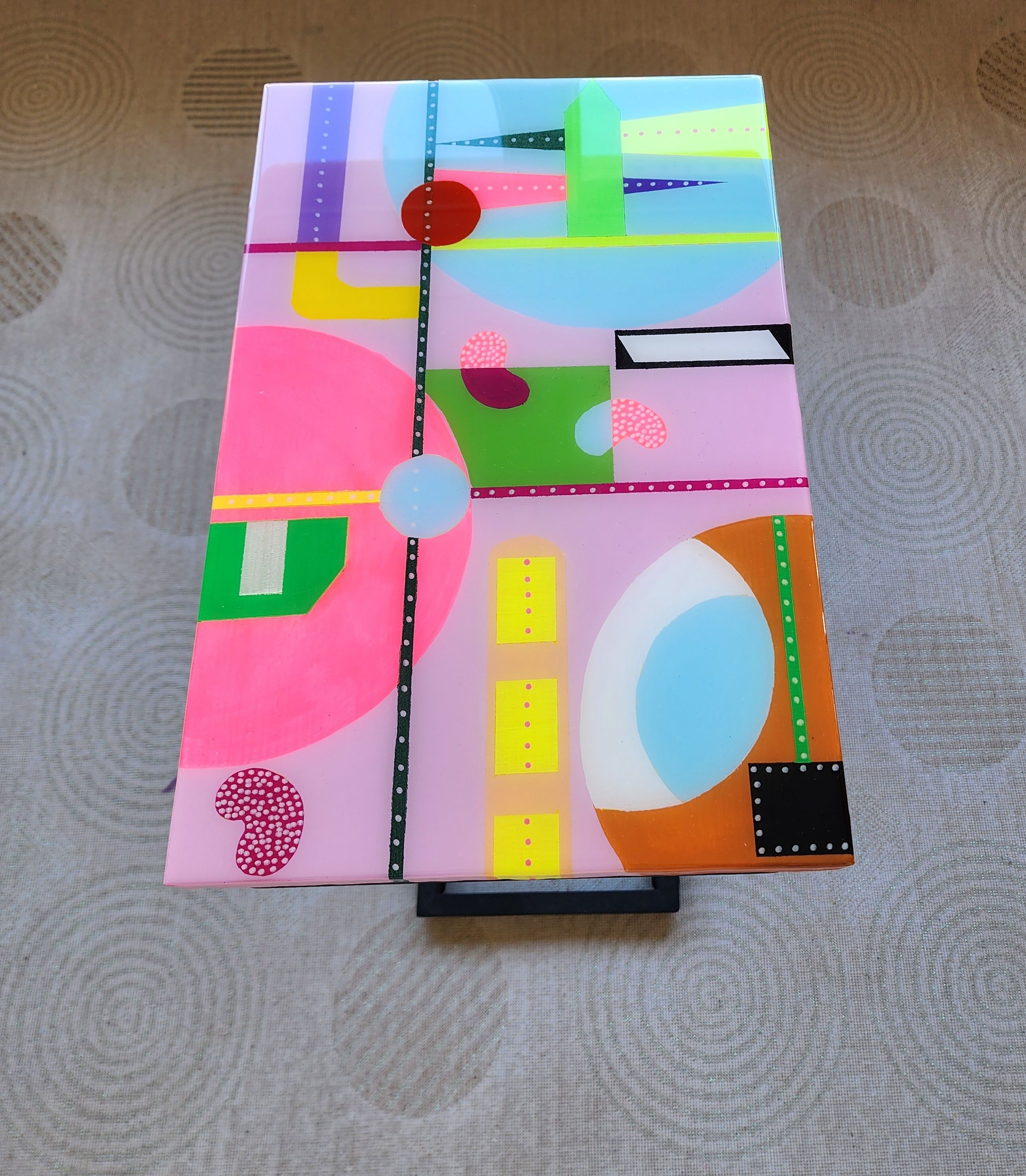 Colorful Cool Pop Art C Shape Couch Table