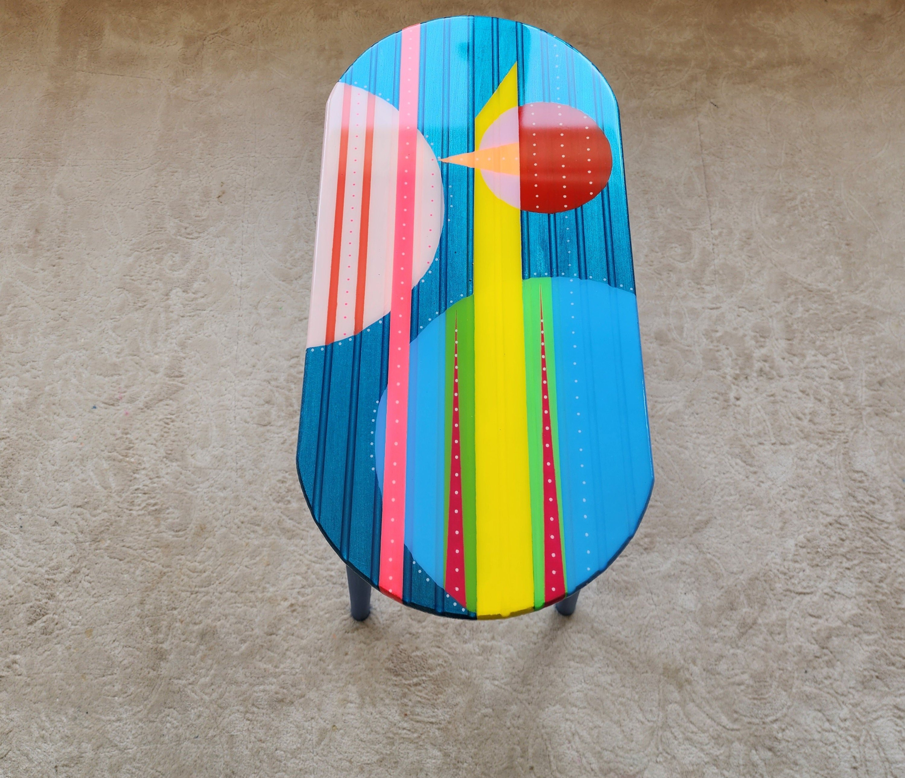 Modern Oval Colorful Wooden Epoxy Resin Side Coffee Table, Minimalist Unique Abstract Funky Maximalist Bedside Unusual Aesthetic Art Table