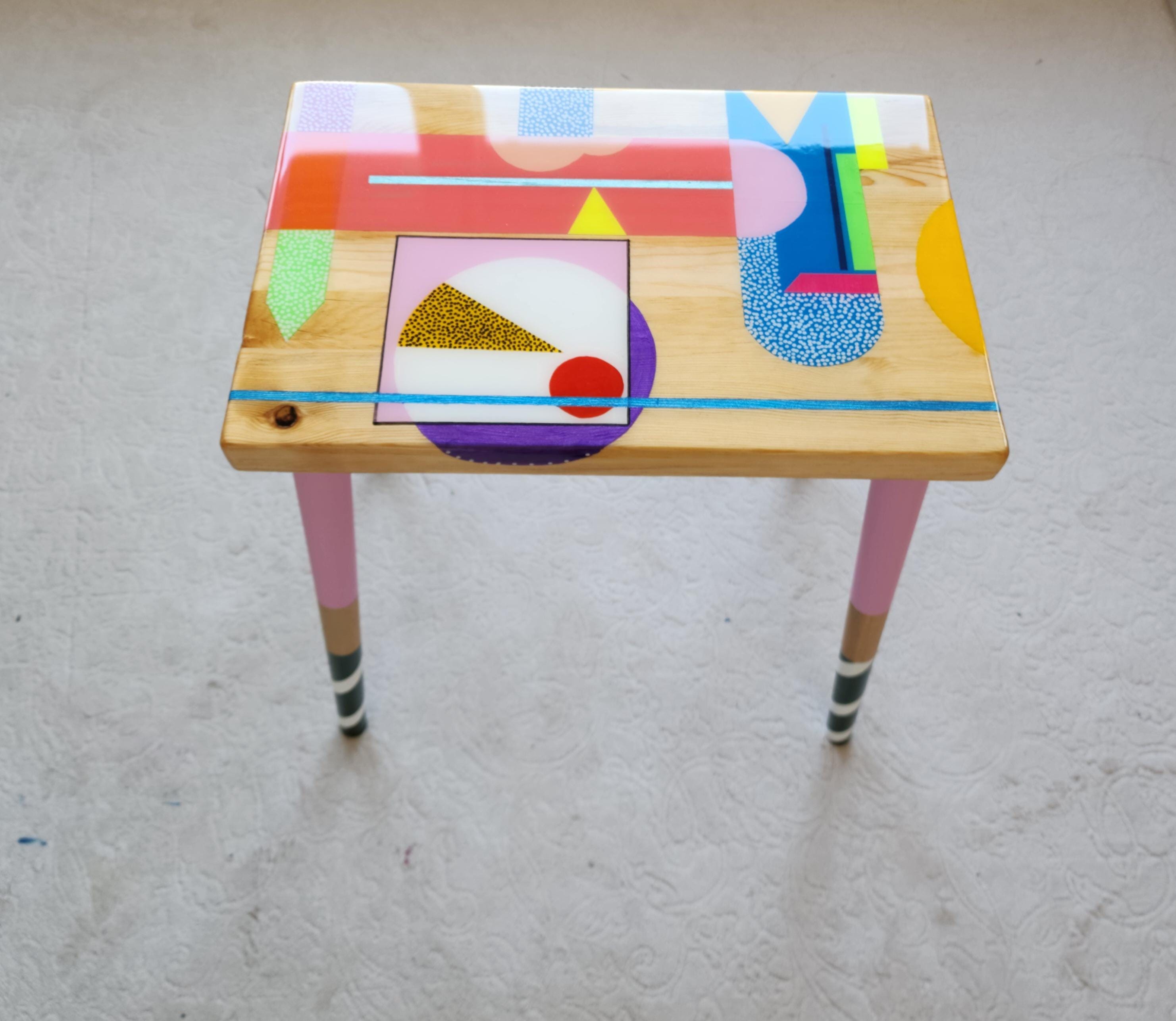 Small Wooden Handmade Resin Cool Side Coffee Table,Pink Modern Bedside Living Room Entryway End Colorful Abstract Funky Boho Epoxy Art Table