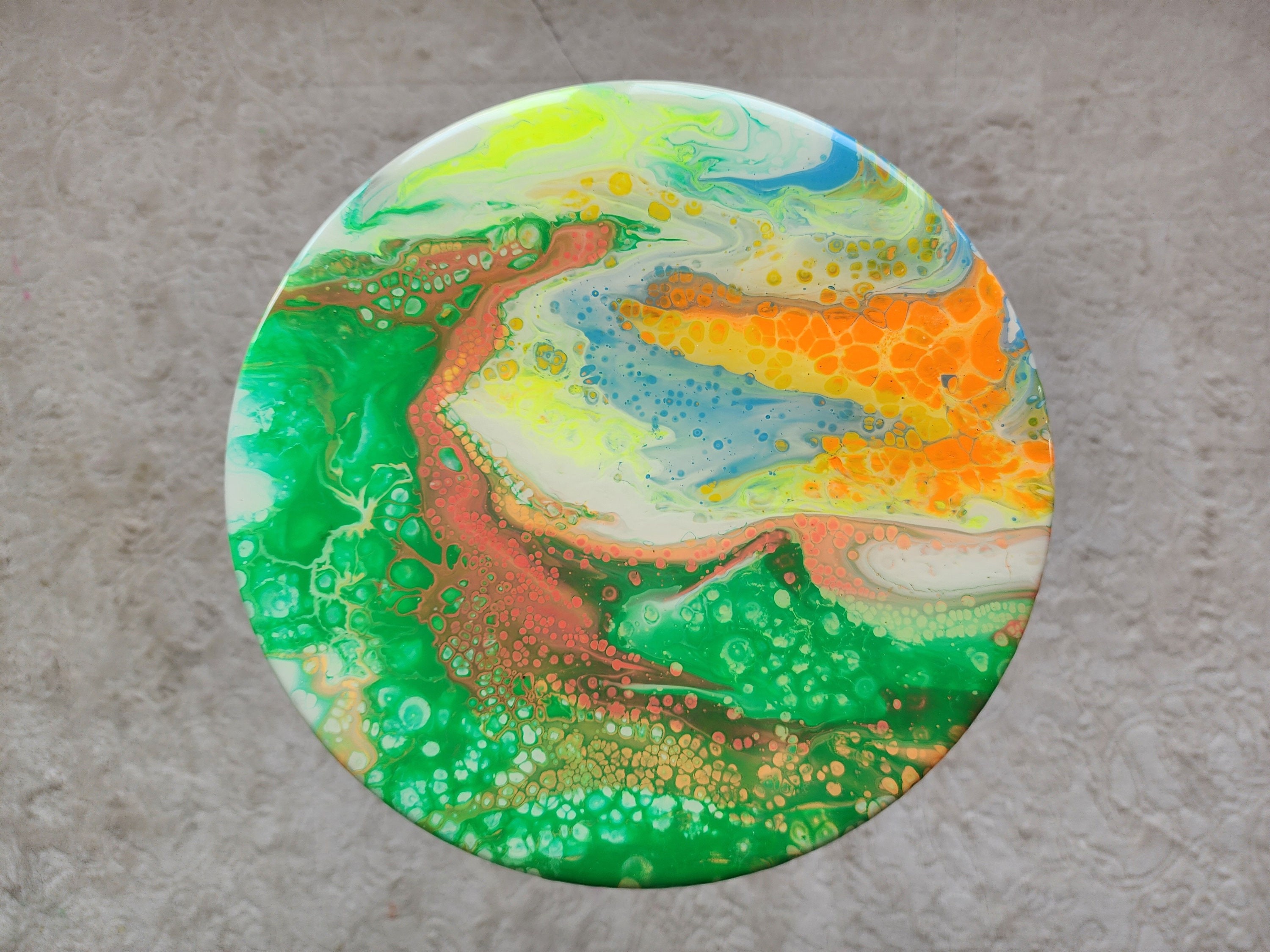 Unique Wooden Green Abstract Epoxy Resin Side Coffee Table, Colorful Funky Eclectic Rainbow Pop Art Hand Painted Cute End Sofa Center Table