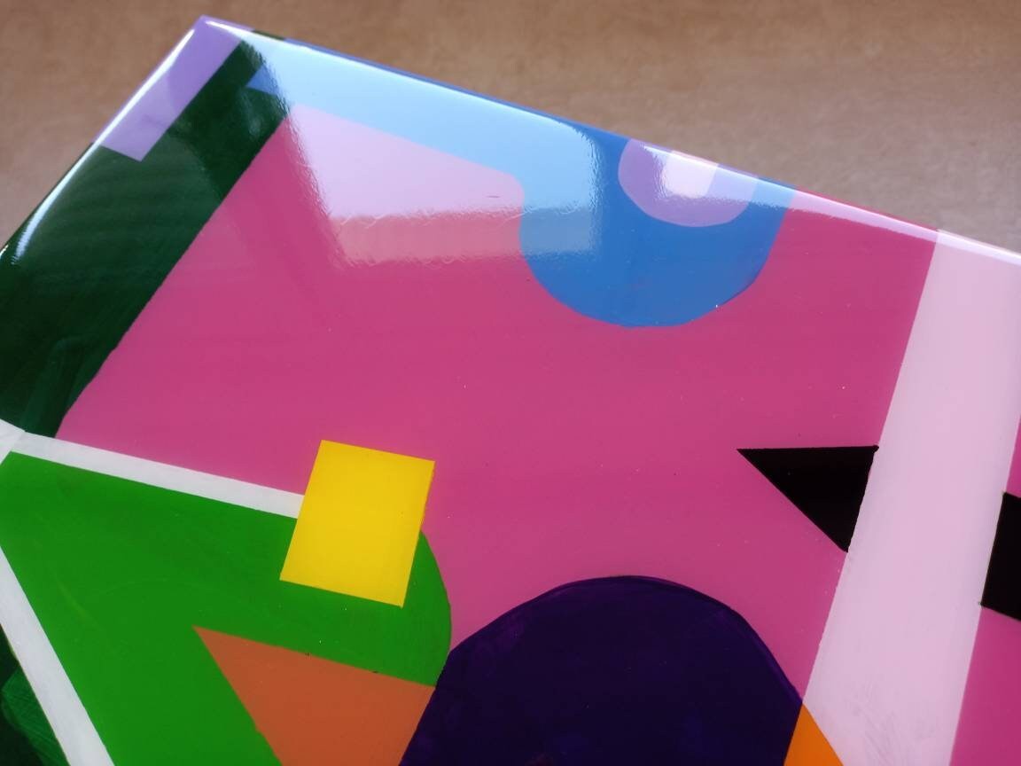 Small Square Round Resin Funky Side Tables,Pink Blue Green Contemporary Abstract Design Modern Unique Wooden Sofa End Epoxy Art Coffee Table