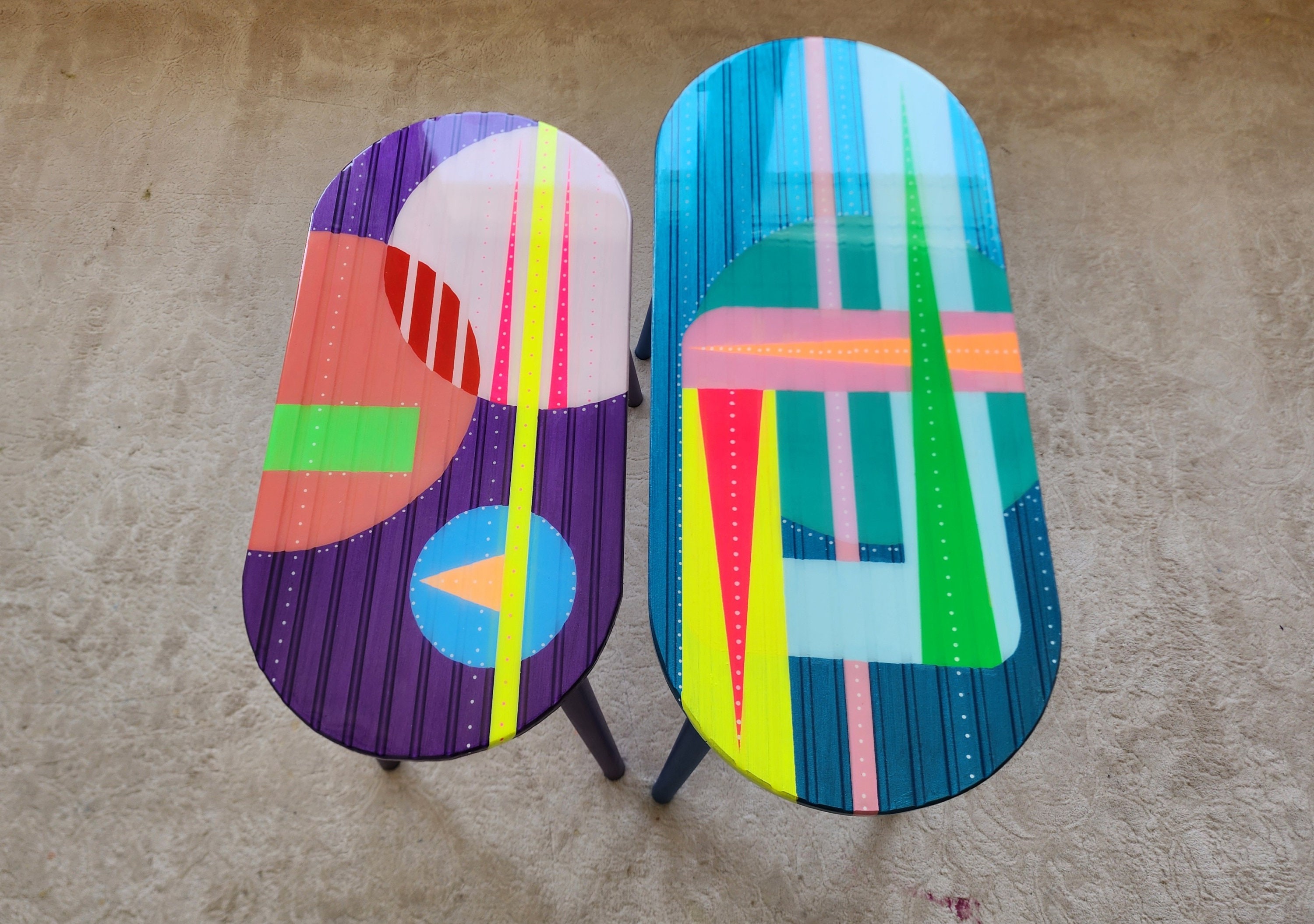 Oval Retro Abstract Modern Epoxy Resin Side Funky Coffee Tables,Colorful Vintage Pop Art Geometric Purple Blue Cool Bedside Center Art Table