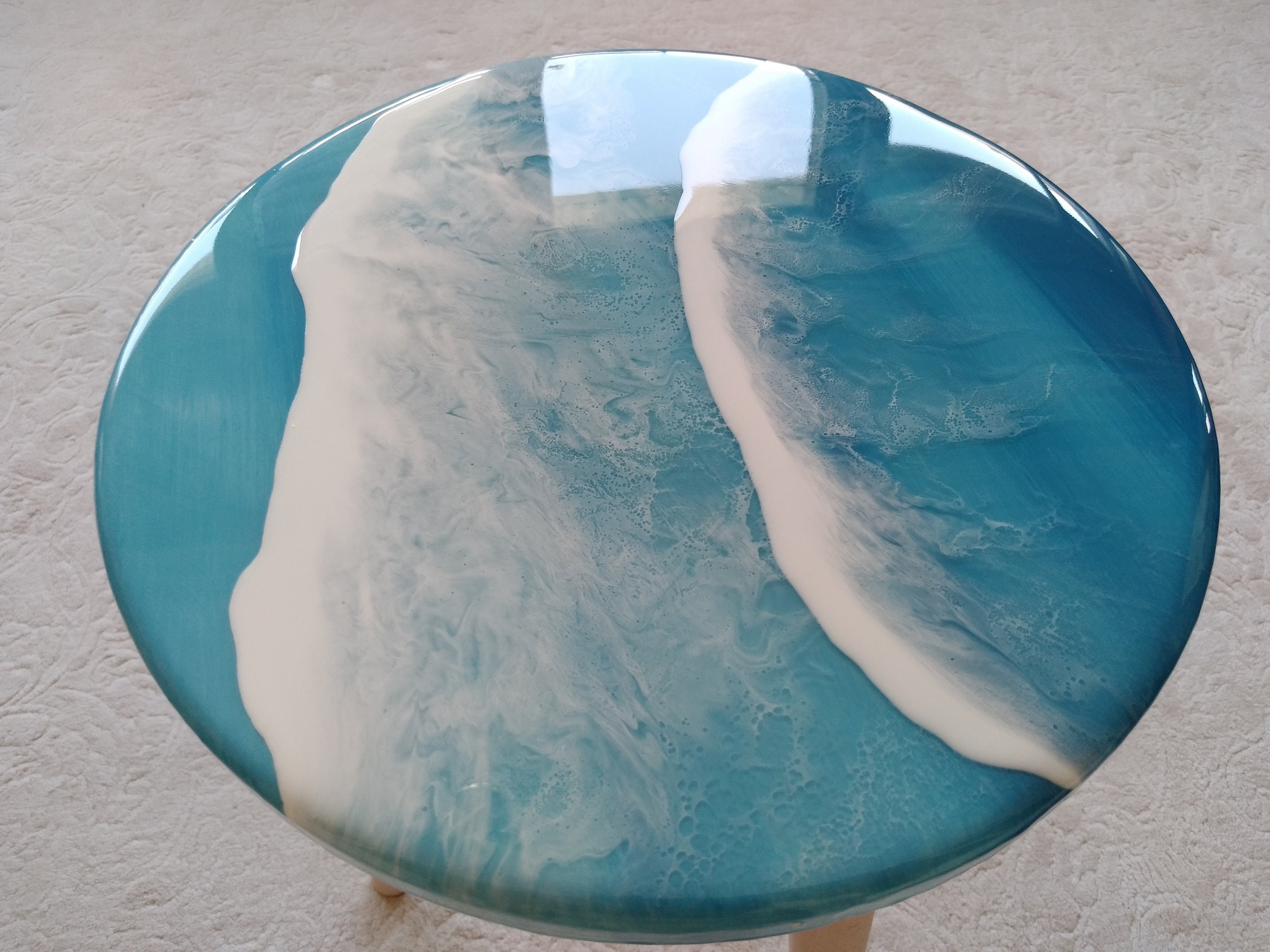 Round Small Resin Ocean Wave Coffee Table, Modern Blue Wooden Wood Side Sofa End Unique Coffee Table,Living Room, Bedroom Bedside Art Table