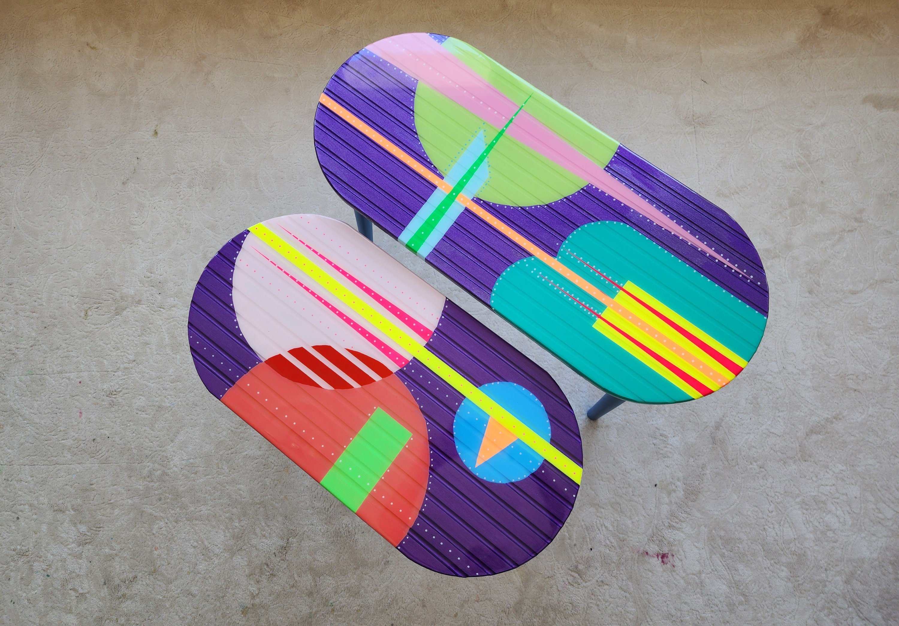Oval Colorful Purple Pink Epoxy Resin Side Funky Tables, Abstract Modern Geometric  Cool Bedside Retro Vintage Pop Art Center Coffee Tables