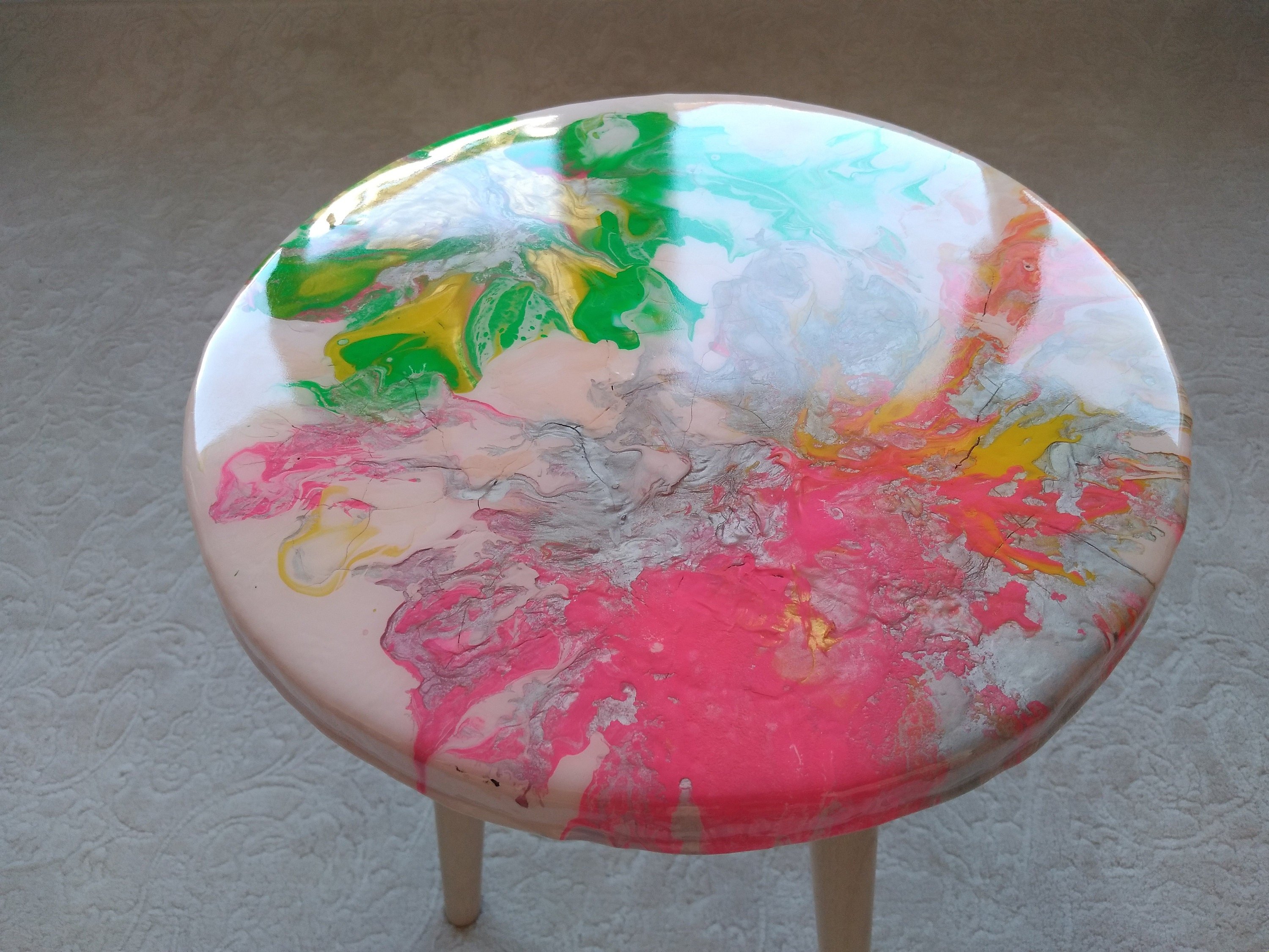 Round Gold Pink Resin Side Coffee Table, Bedside White Purple Modern Unique Epoxy Wood Wooden Abstract Art Sofa End Amazing Cool Table