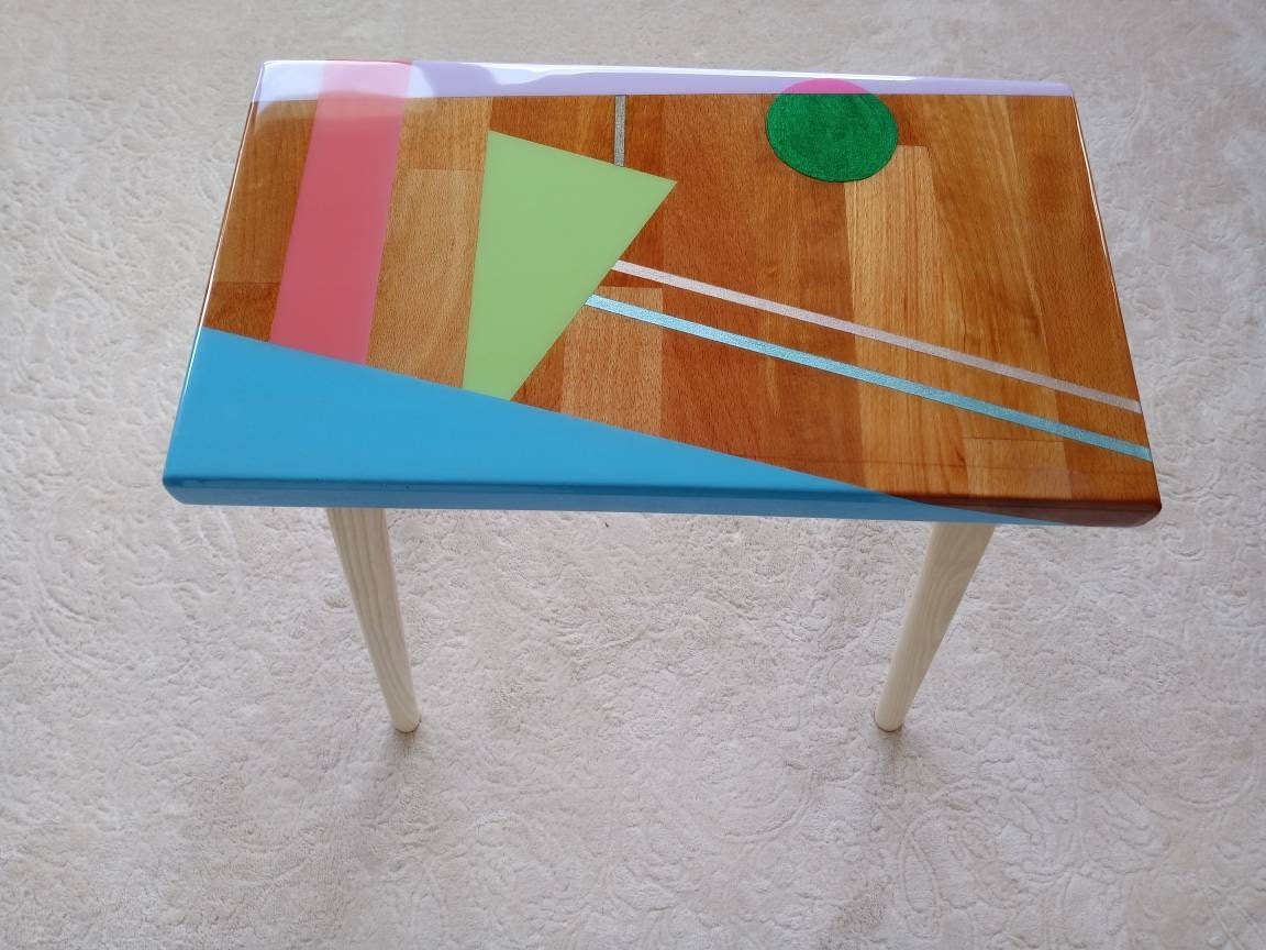 Wooden Blue Resin Boho Side Coffee Table,Modern Small Pink Epoxy Wood Unique End Sofa Abstract Bedside Living Room Bedroom Art Coffee Tables