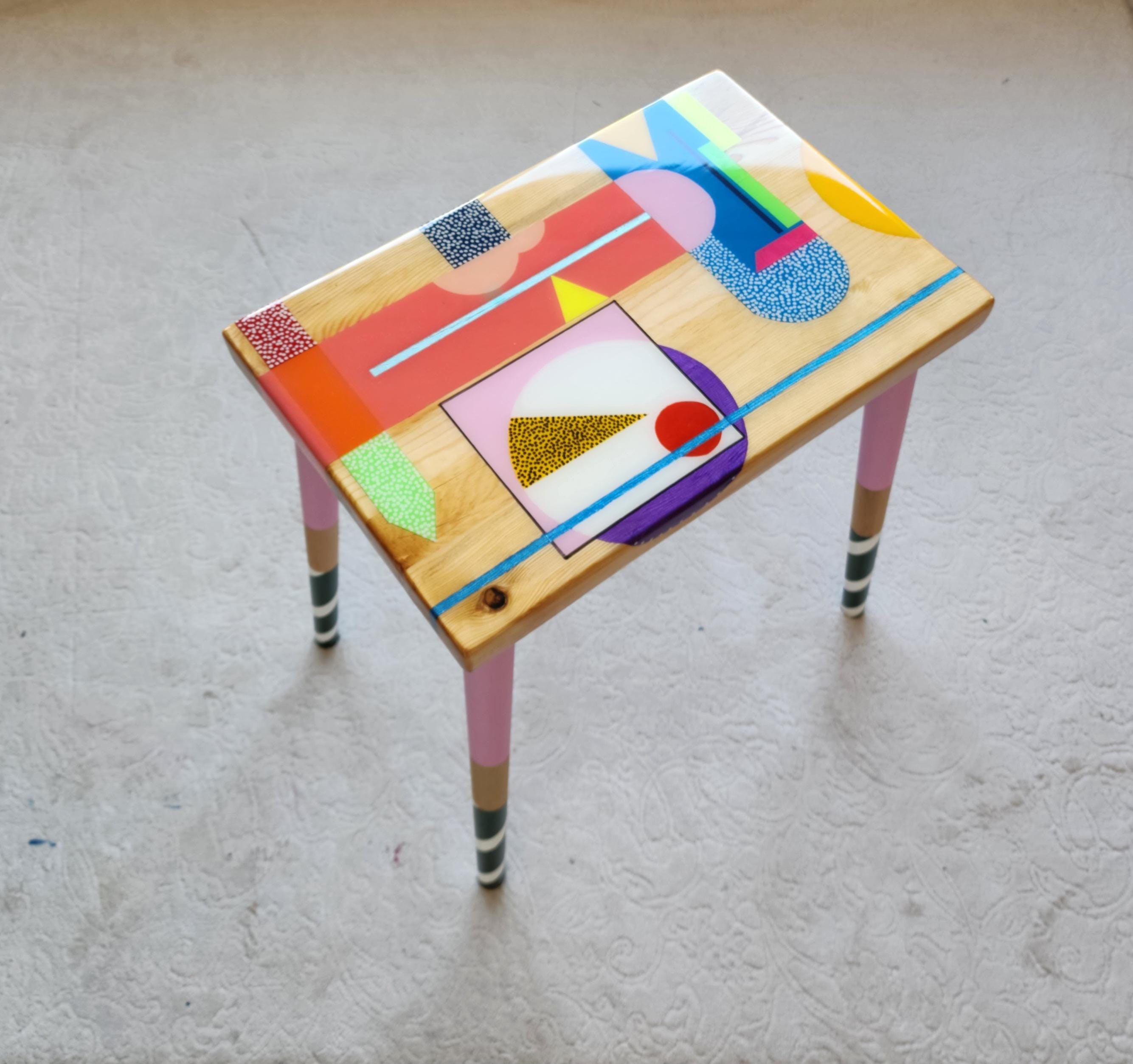 Small Wooden Handmade Resin Cool Side Coffee Table,Pink Modern Bedside Living Room Entryway End Colorful Abstract Funky Boho Epoxy Art Table