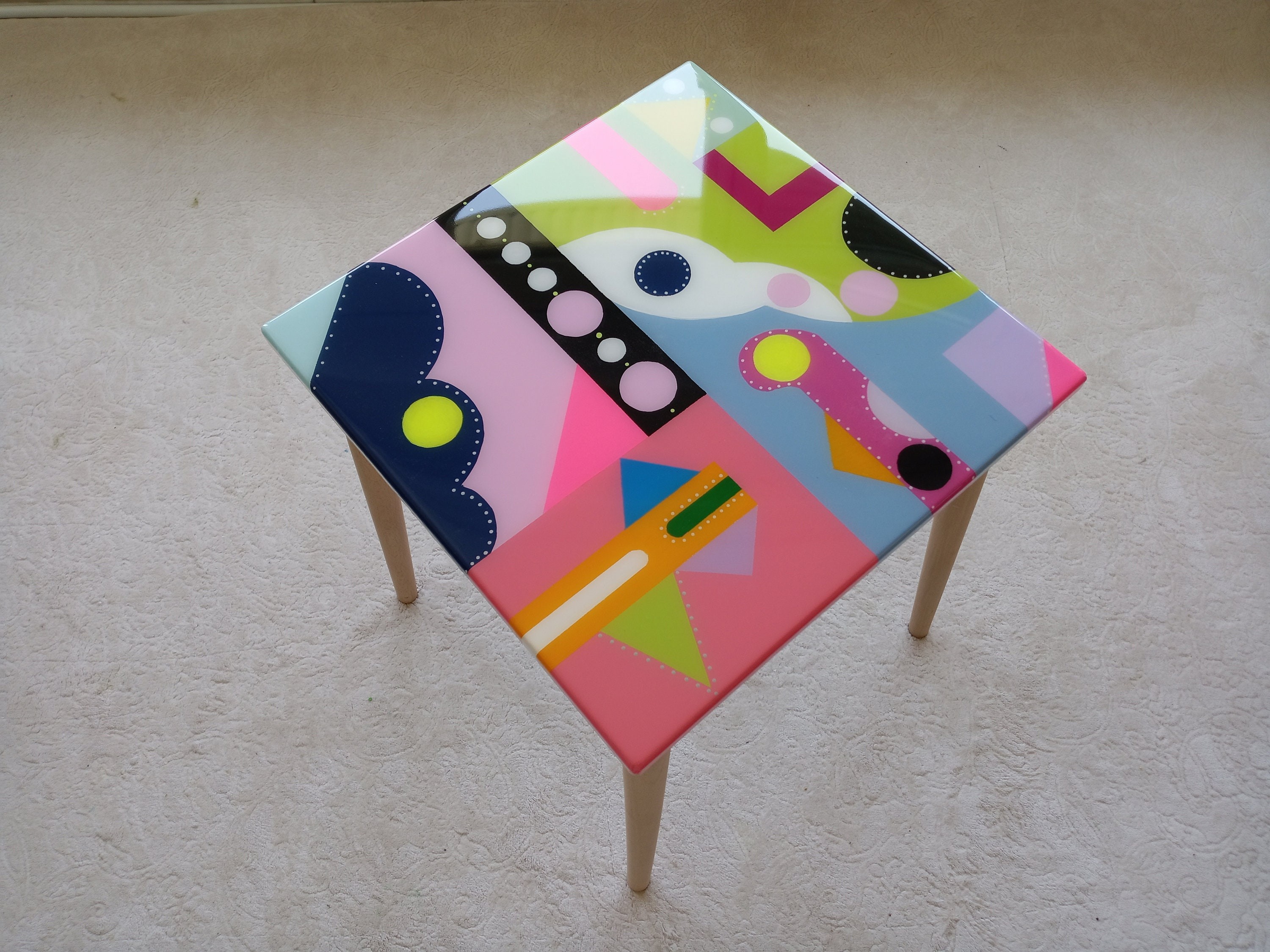 Colorful Small Funky Resin Side End Coffee Table, Yellow Red Pink Unique Wooden Living Room Center Sofa Abstract Epoxy Cool Fun Art Table