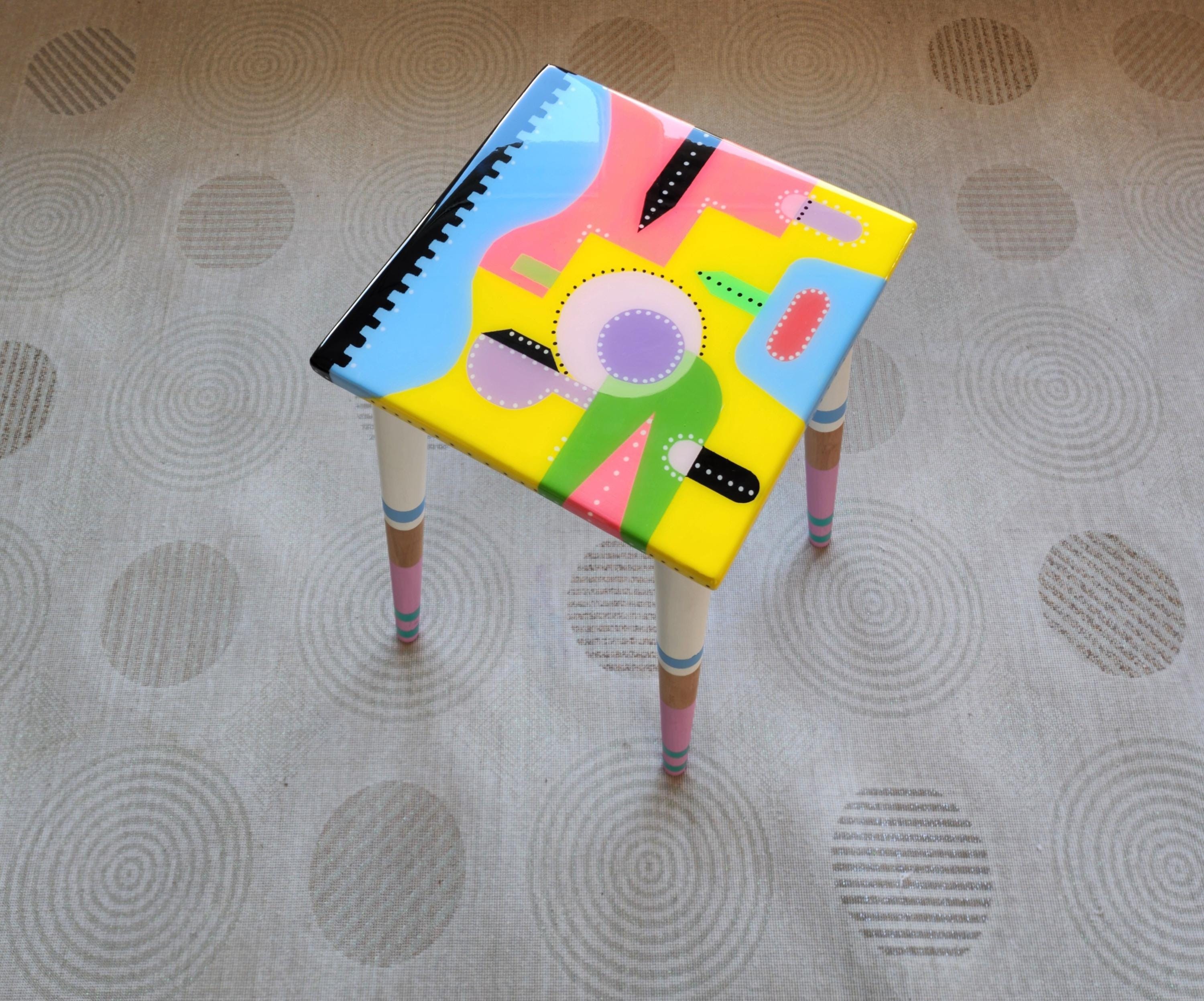 Colorful Painted Funky Abstract Cool Resin Side Coffee Tables,Wooden Modern Pink Orange Acrylic Quirky Bedside Furniture Cute Art Nightstand