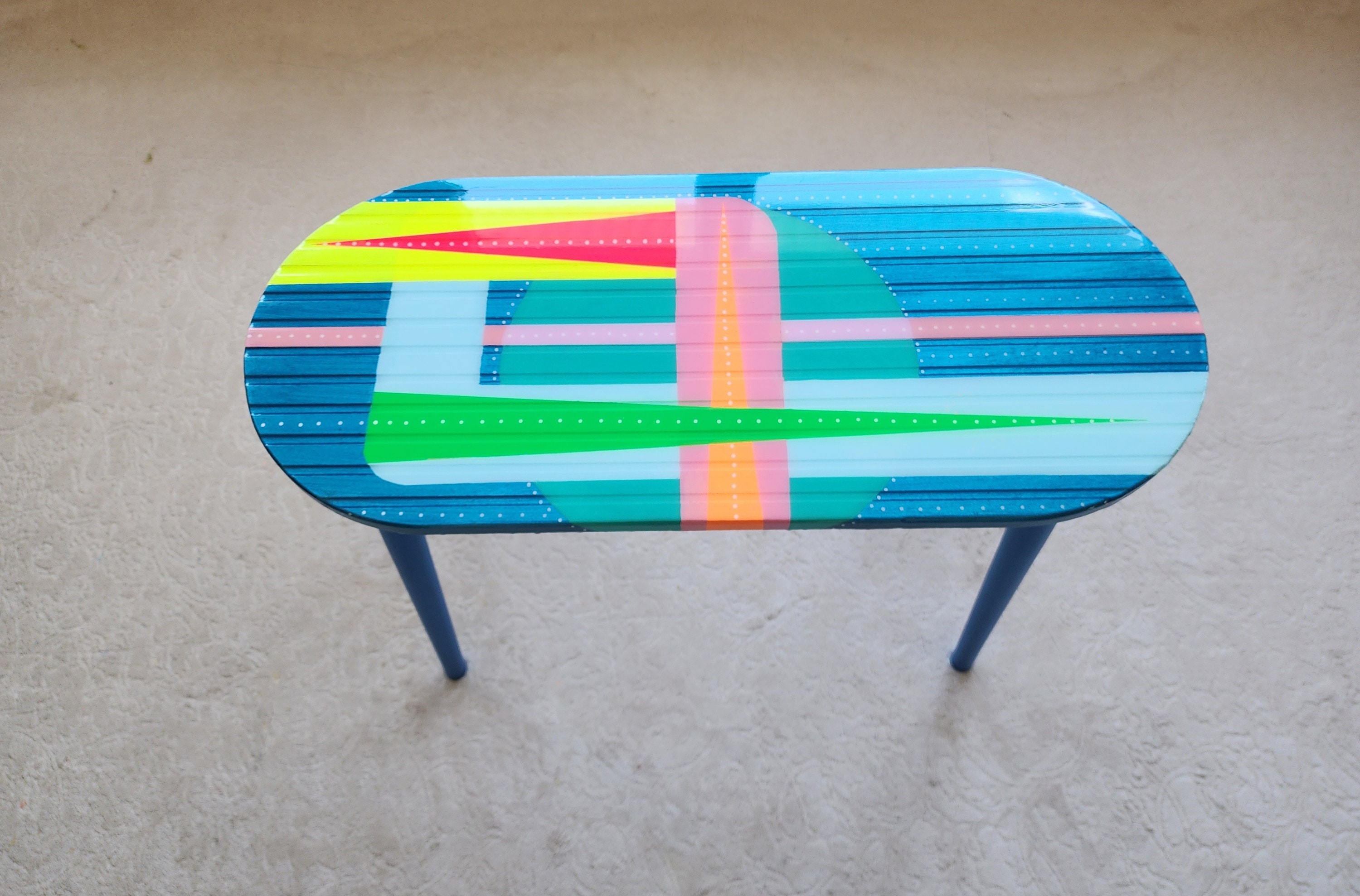 Unusual Blue Funky Colorful Side Resin Vintage Coffee Table,Maximalist Eclectic Abstract Cool Neon Painted Leg Epoxy Cute Boho Pop Art Table