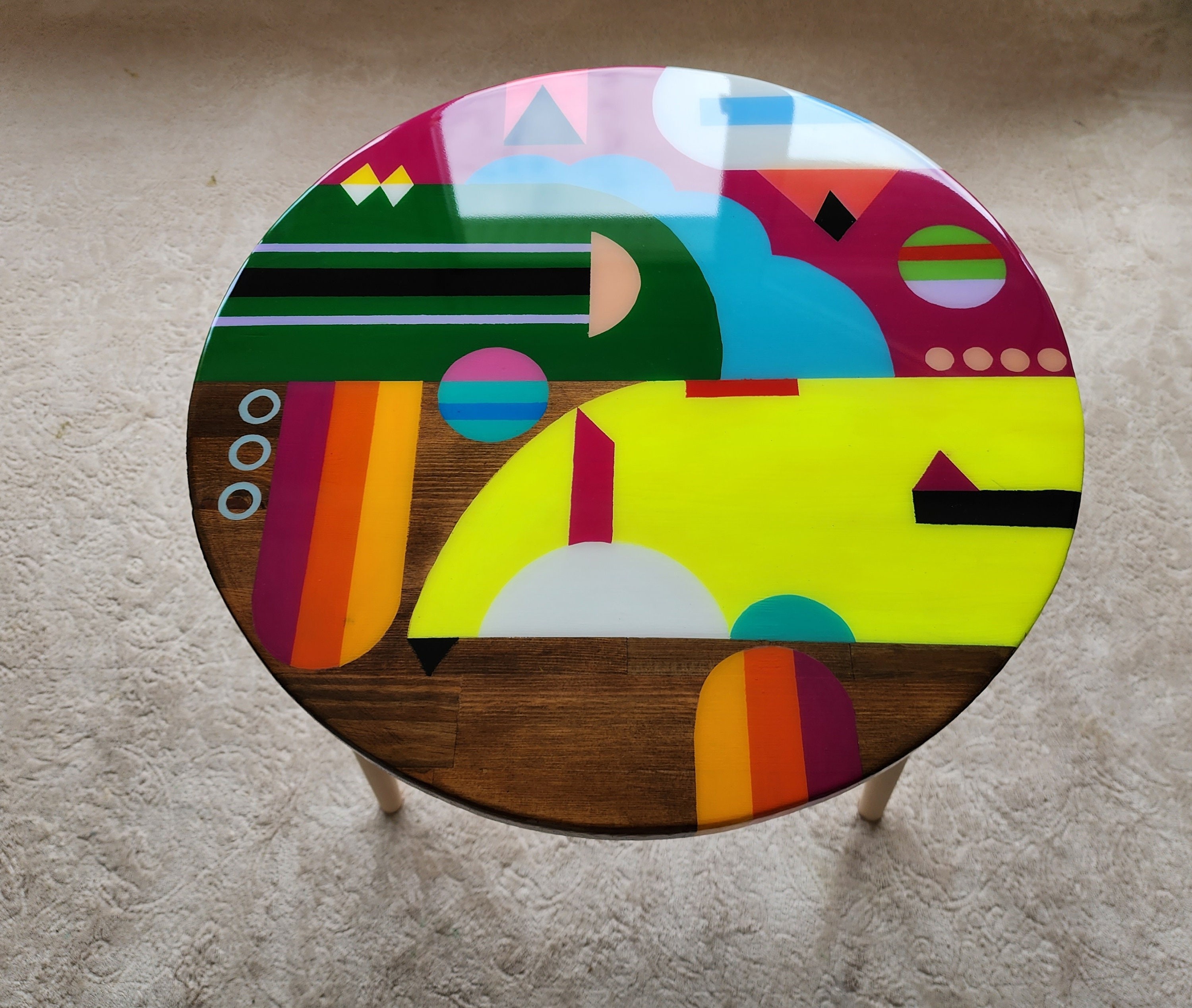 Wooden Resin Boho Side Funky Coffee Table, Modern Handmade Cool Bedside Living Room Entryway End Sofa Middle Colorful Abstract Small Table