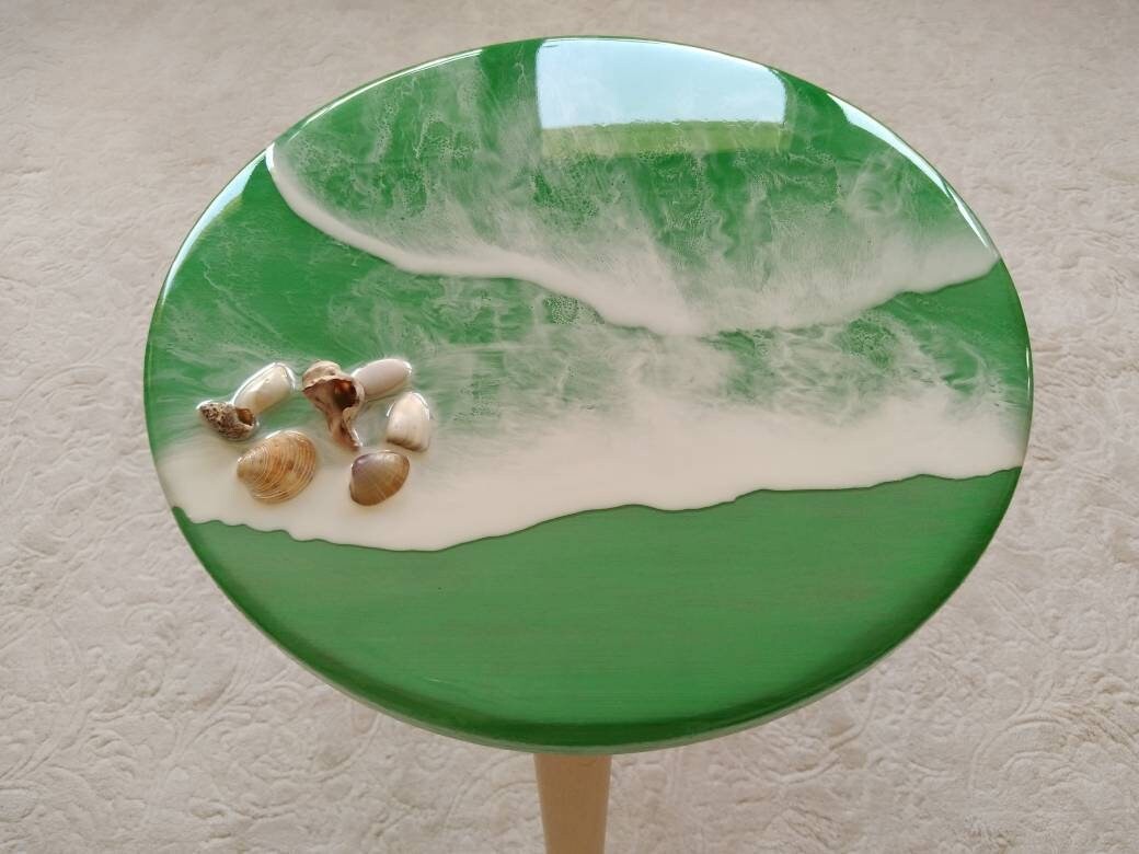 Round Small Resin Ocean Wave Coffee Table, Green Modern Wooden Side Sofa End Unique Coffee Table, Shells,Living Room, Bedroom Bedside Table