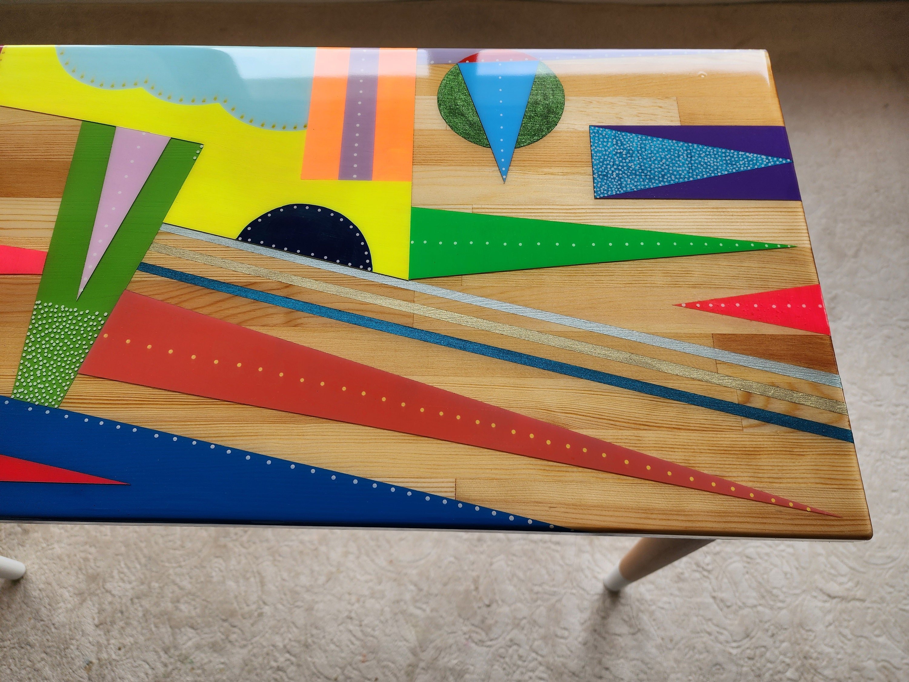 Colorful Funky Abstract Vintage Resin Table, Groovy Vibrant Wood Rainbow Pink Retro End Side Living Room Cool Epoxy Center Art Coffee Table
