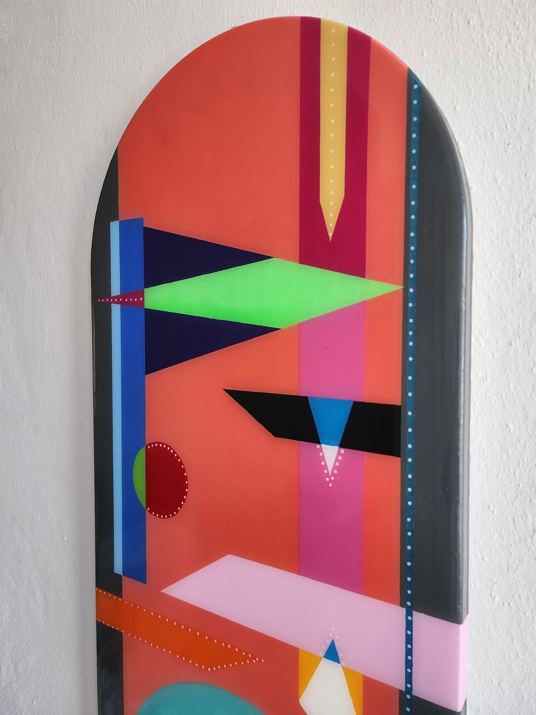 Colorful Retro 80s Abstract Resin Wall Art Decor,  Modern Handmade Vintage Furniture, Black Pink Painted Vibrant Oval Boho Wall Hanging Art