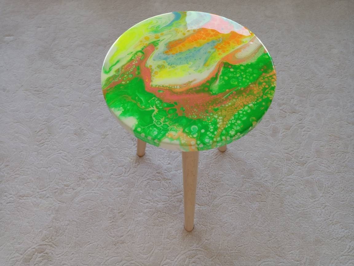 Colorful Resin Sofa Side Coffee Table,Modern Unique Green Bedside Boho Abstract Epoxy Wood Wooden End Cool Living Room Bedroom Center Table