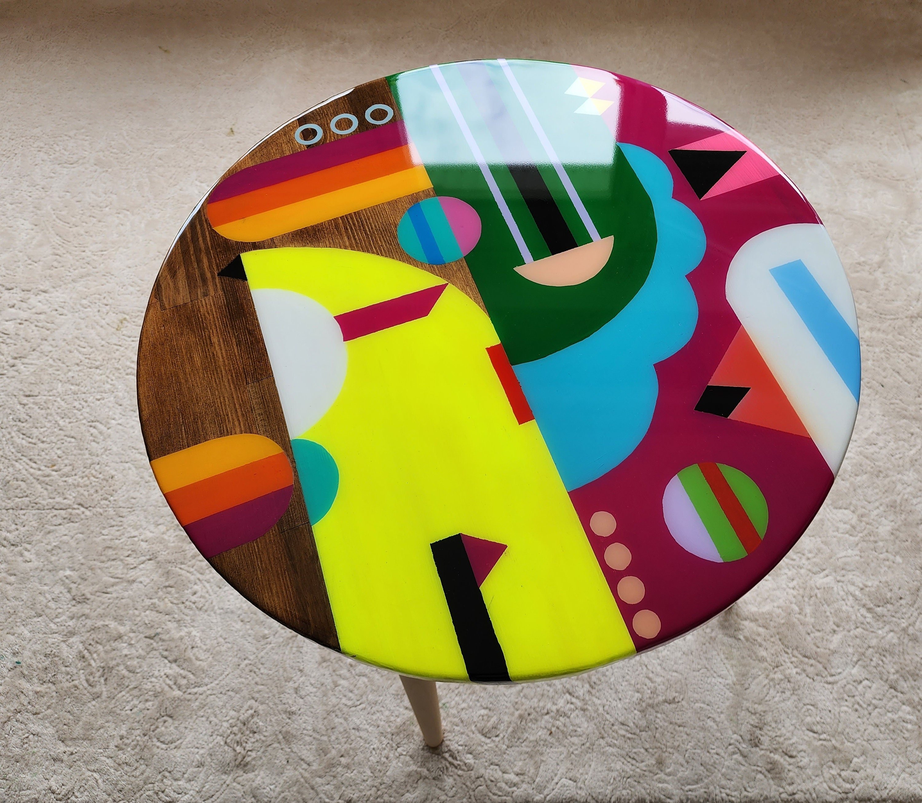 Wooden Resin Boho Side Funky Coffee Table, Modern Handmade Cool Bedside Living Room Entryway End Sofa Middle Colorful Abstract Small Table