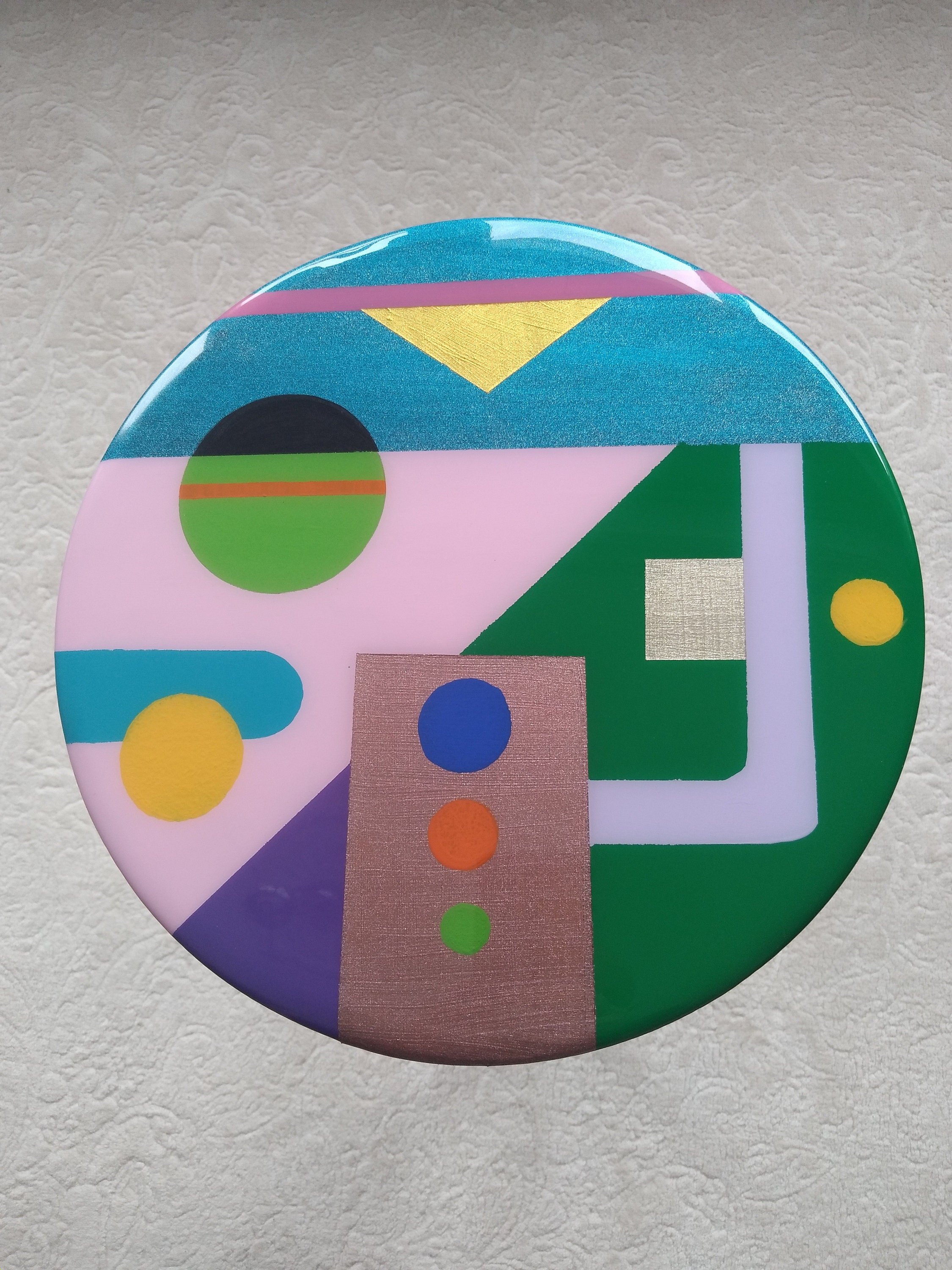 Round Colorful Small Abstract Resin Side Coffee Table, Wooden Bronze Modern Boho Unique End Sofa Bedside Bedroom Cool Epoxy Unusual ArtTable