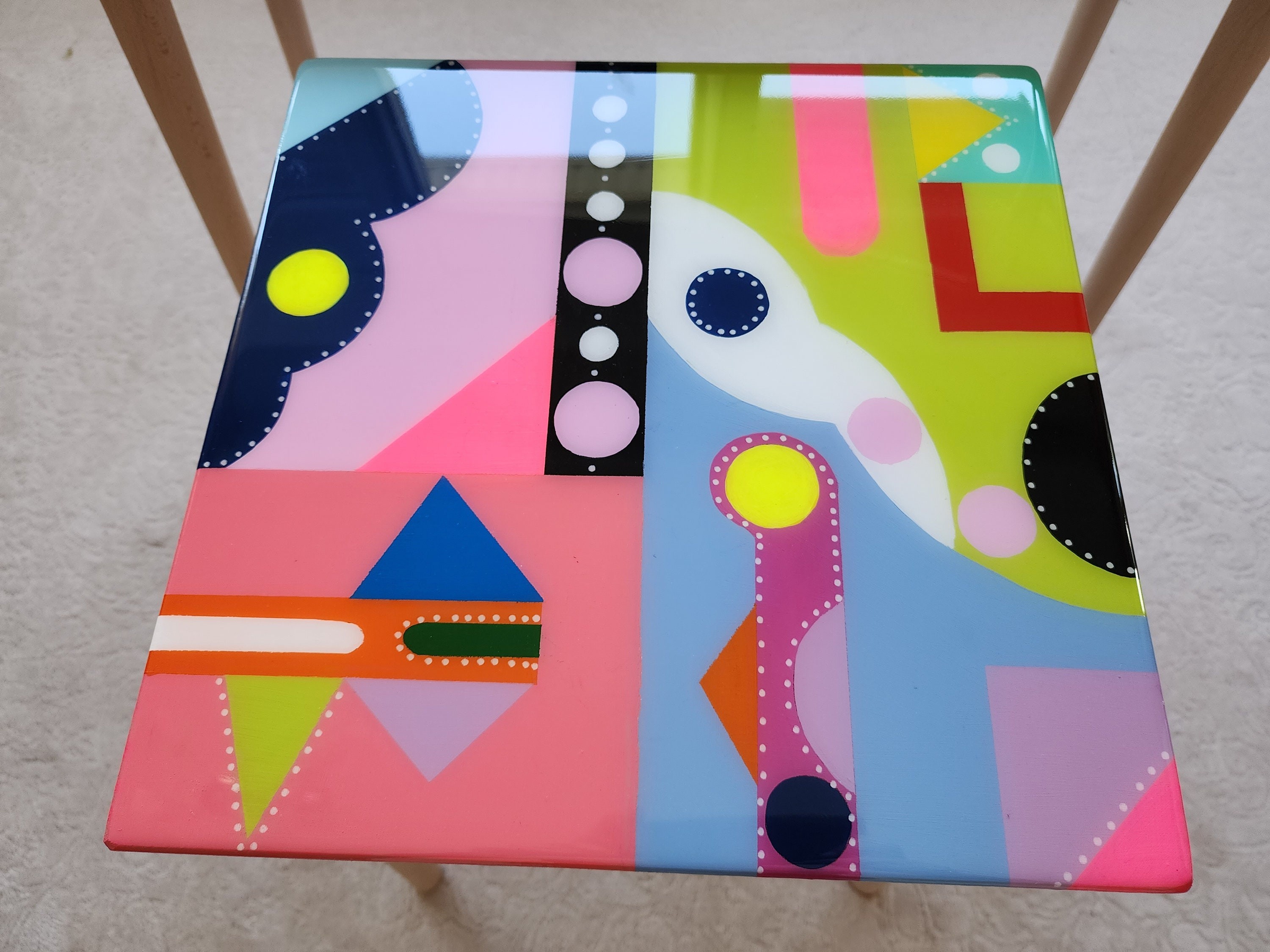 Whimsical Funky Colorful Resin Side Coffee Tables,Abstract Cool Oval Square Rainbow Geometric Design Center Corner Entryway Epoxy Art Tables
