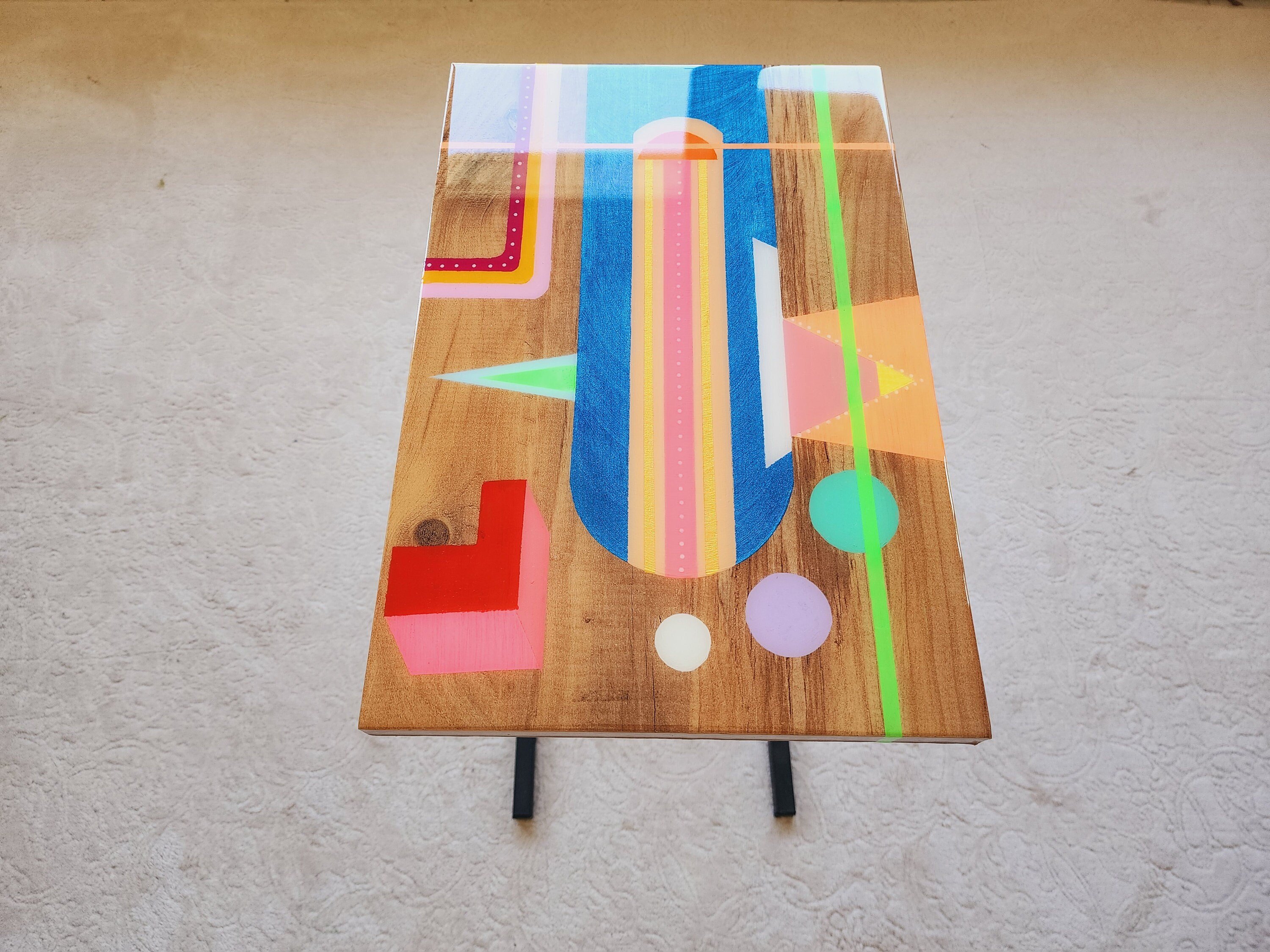 Mid Century Modern Epoxy Resin Couch C Tables,Painted Boho Retro Chic with Abstract Colorful Pink & Blue Designs,Eclectic Cool Coffee Table