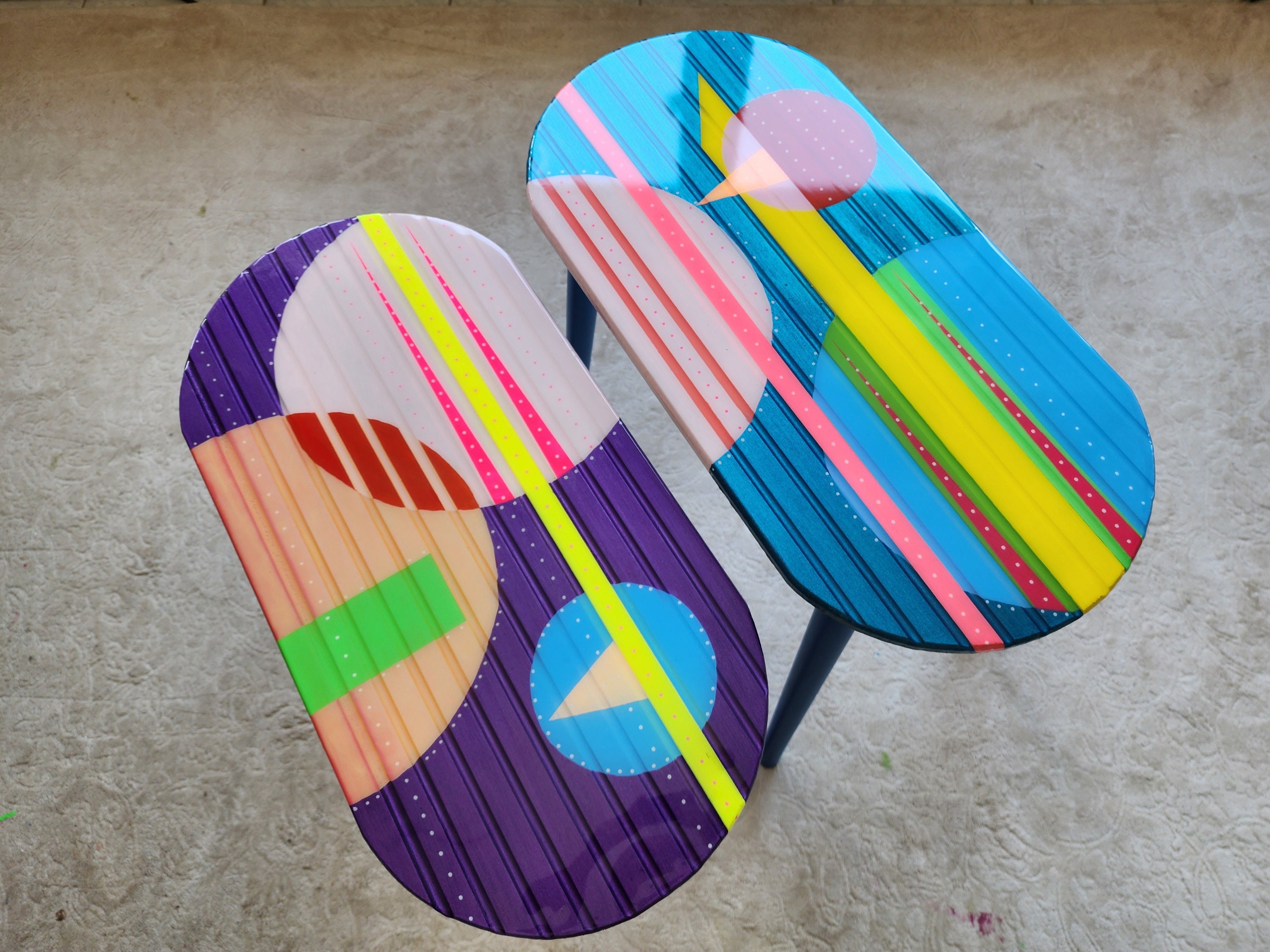 Colorful Abstract Handmade Resin Cool Side Coffee Tables,Modern Wooden Funky Bedside Living Room Entryway End Sofa Small Boho Middle Tables