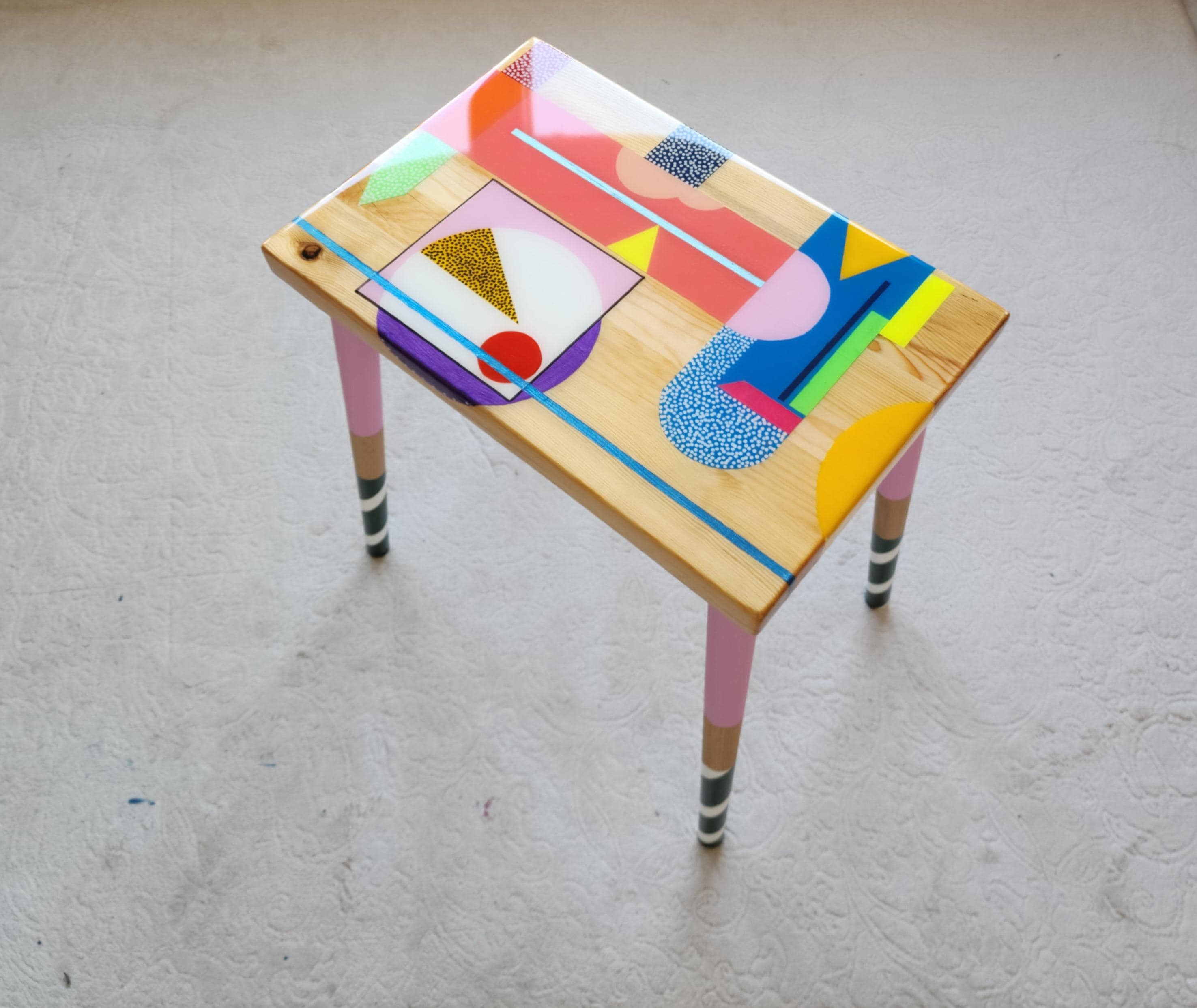 Small Wooden Handmade Resin Cool Side Coffee Table,Pink Modern Bedside Living Room Entryway End Colorful Abstract Funky Boho Epoxy Art Table