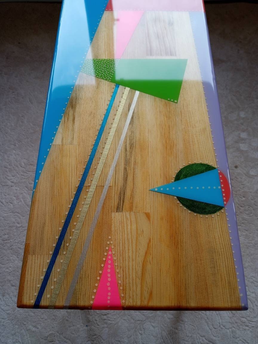 Wooden Colorful Resin Boho Side End Coffee Table, Unique Modern Pink Wood Sofa Abstract Bedside Living Room Bedroom Cool Epoxy Art Table