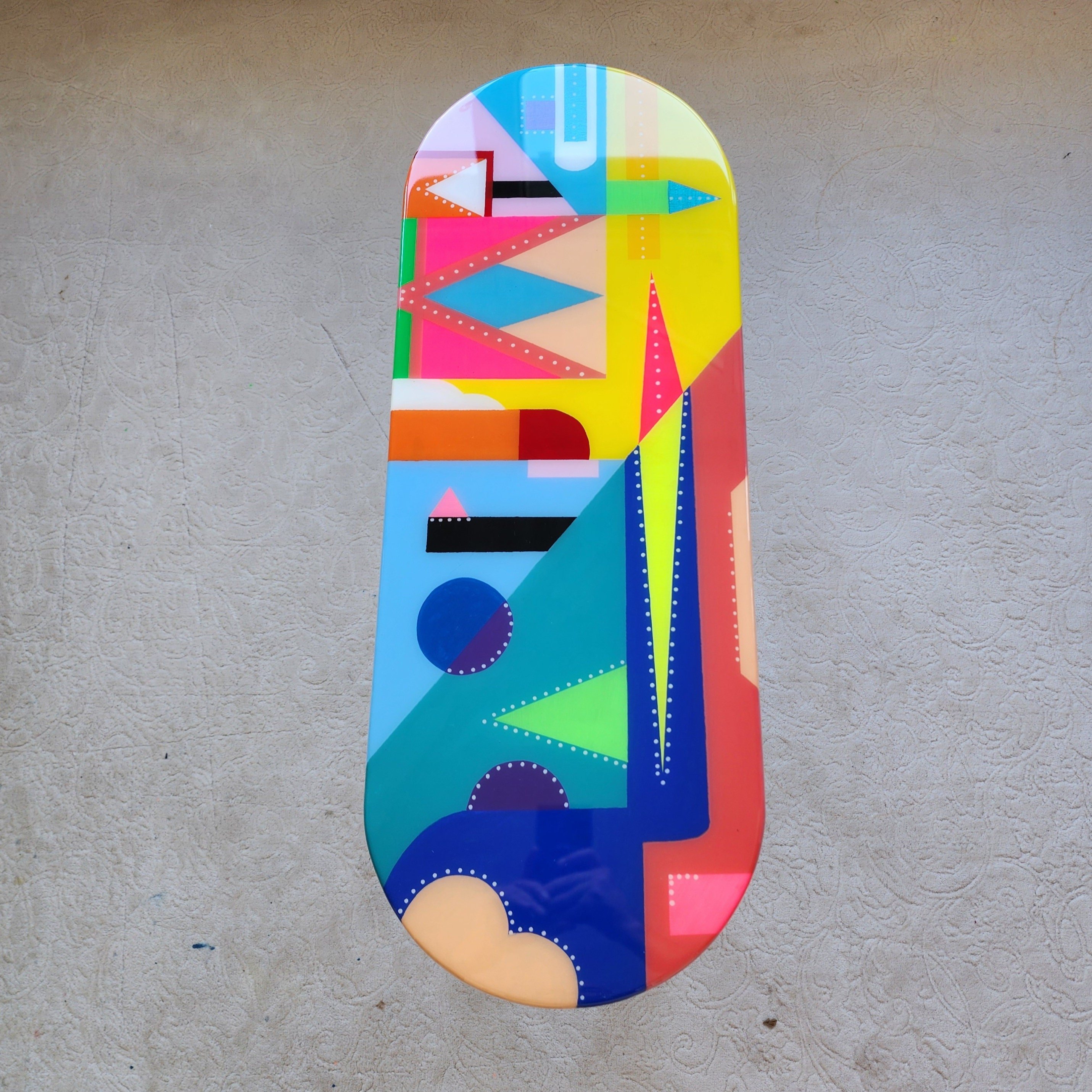 Oval Wooden Pink Epoxy Resin Cool Art Side Coffee Table
