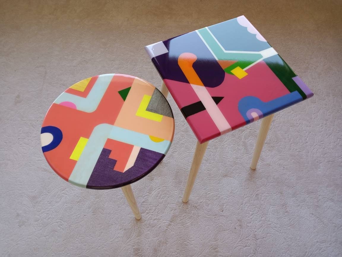 Small Square Round Resin Funky Side Tables,Pink Blue Green Contemporary Abstract Design Modern Unique Wooden Sofa End Epoxy Art Coffee Table