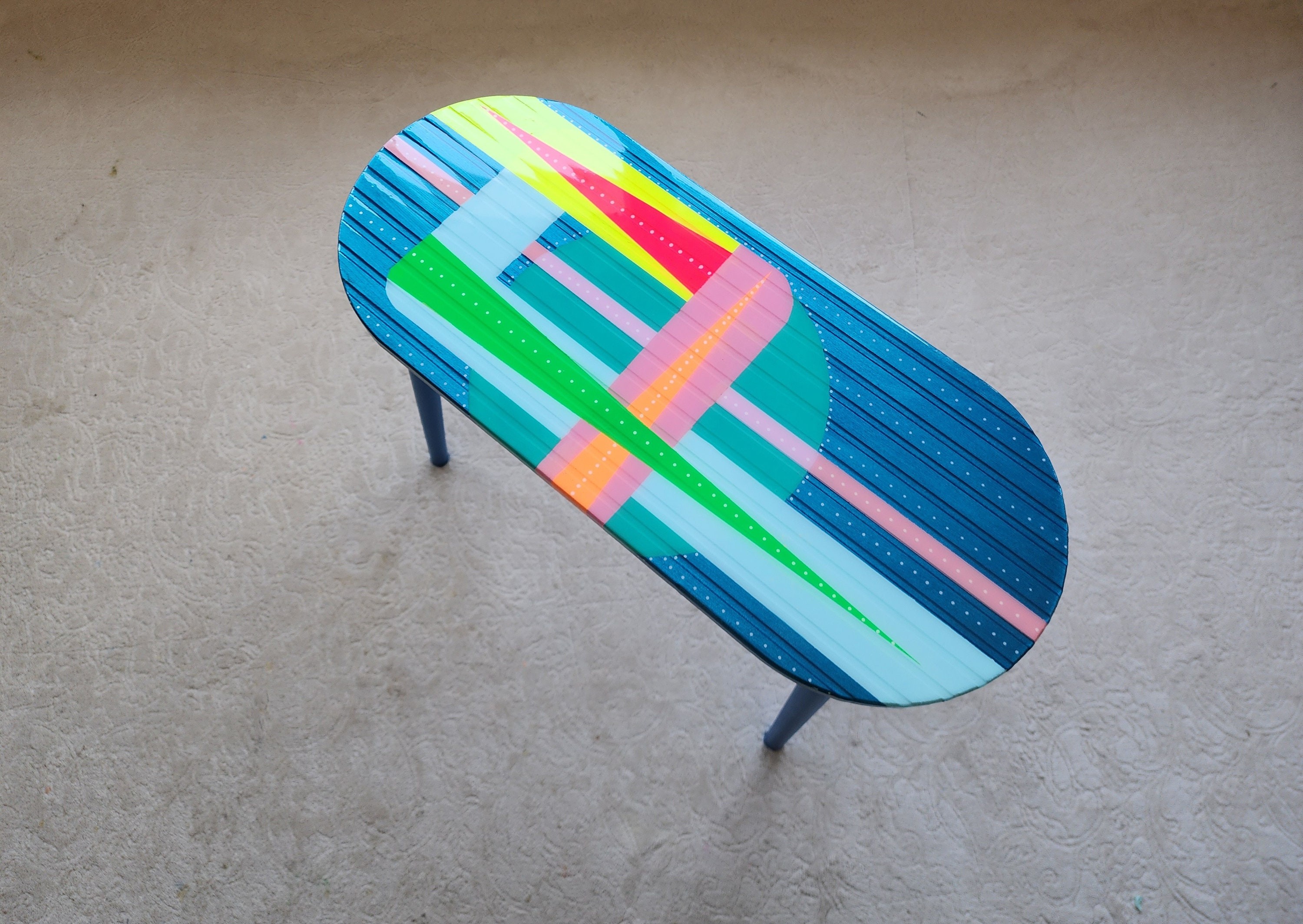 Unusual Blue Funky Colorful Side Resin Vintage Coffee Table,Maximalist Eclectic Abstract Cool Neon Painted Leg Epoxy Cute Boho Pop Art Table