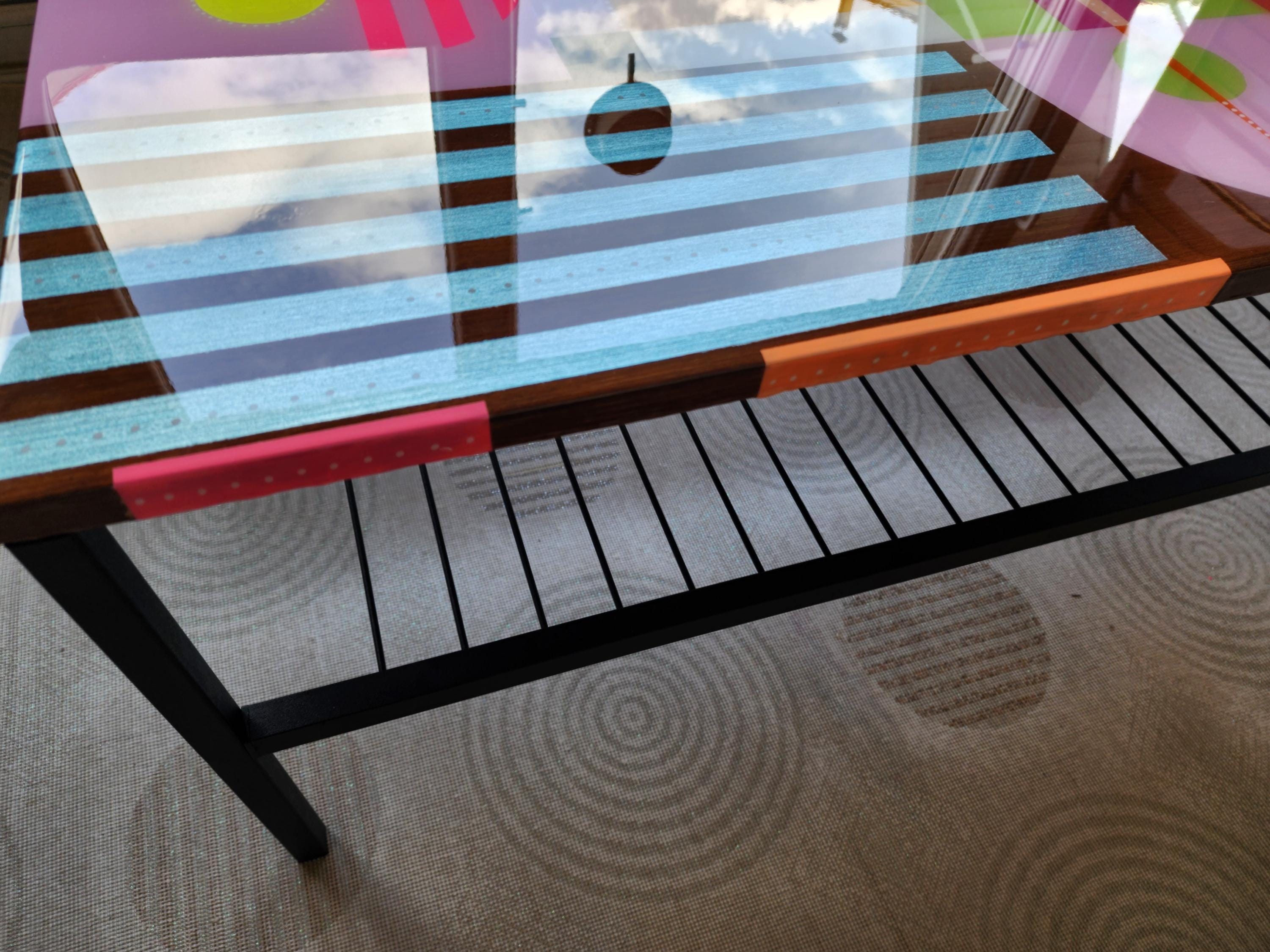 Handmade Colorful Epoxy Resin Cool Art Coffee Table,2-Shelf Metal Table Decorative Luxury Shelf Table Two-Tier Living Room Center Pink Table